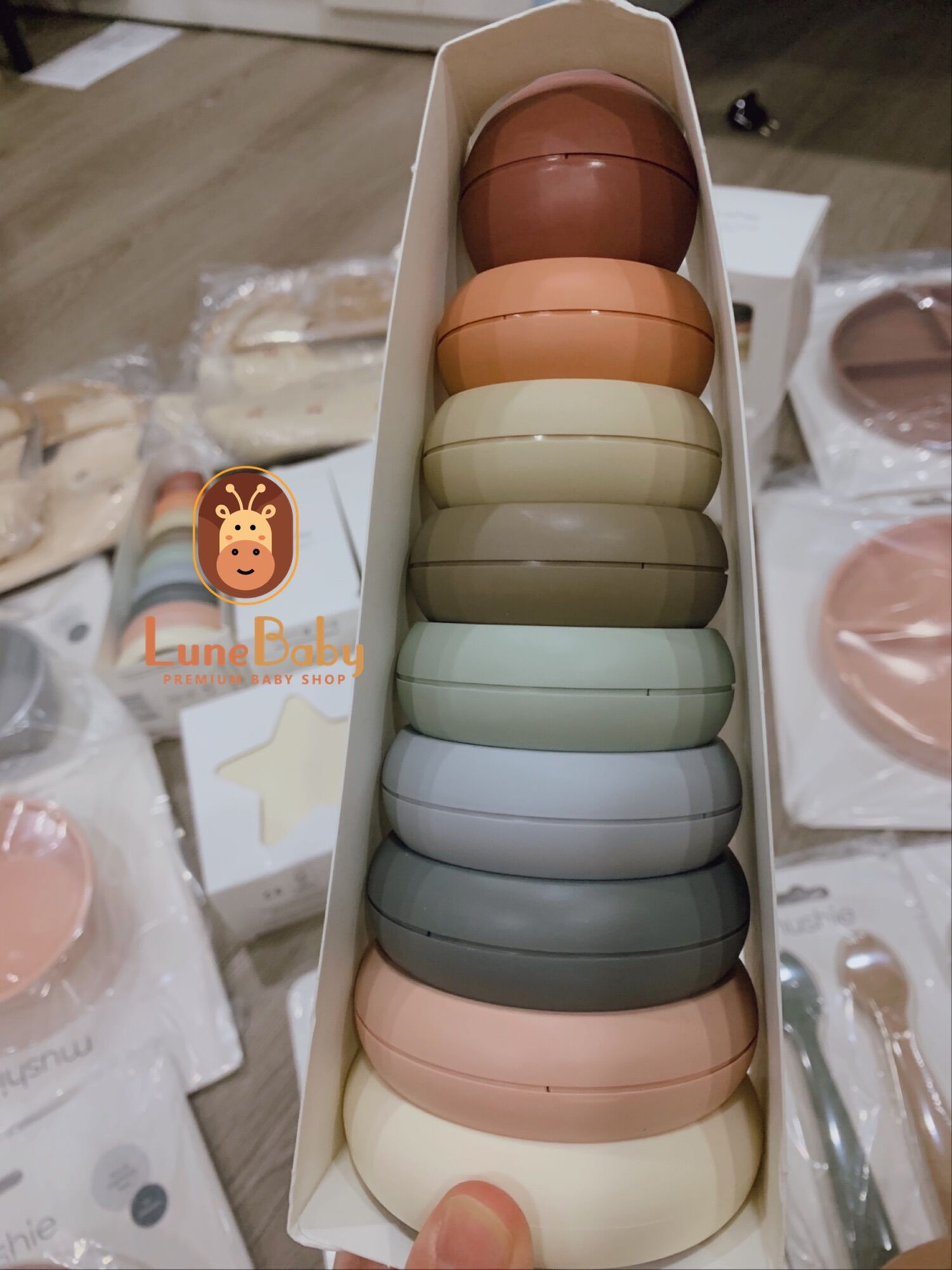 Tháp đồ chơi Mushie (Stacking rings Toy Mushie) Madein Denmark