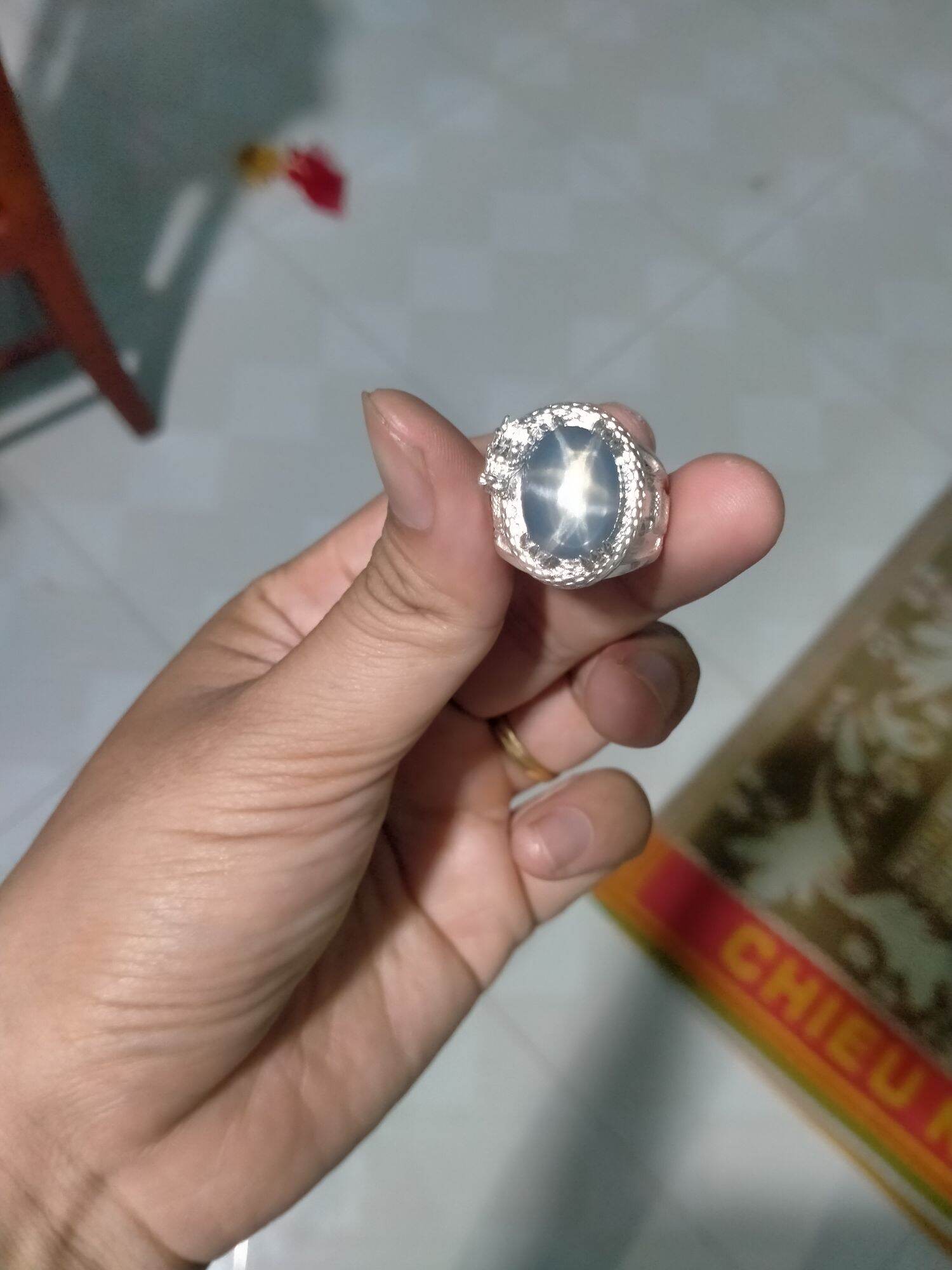 Nhẫn bạc rồng ôm châu