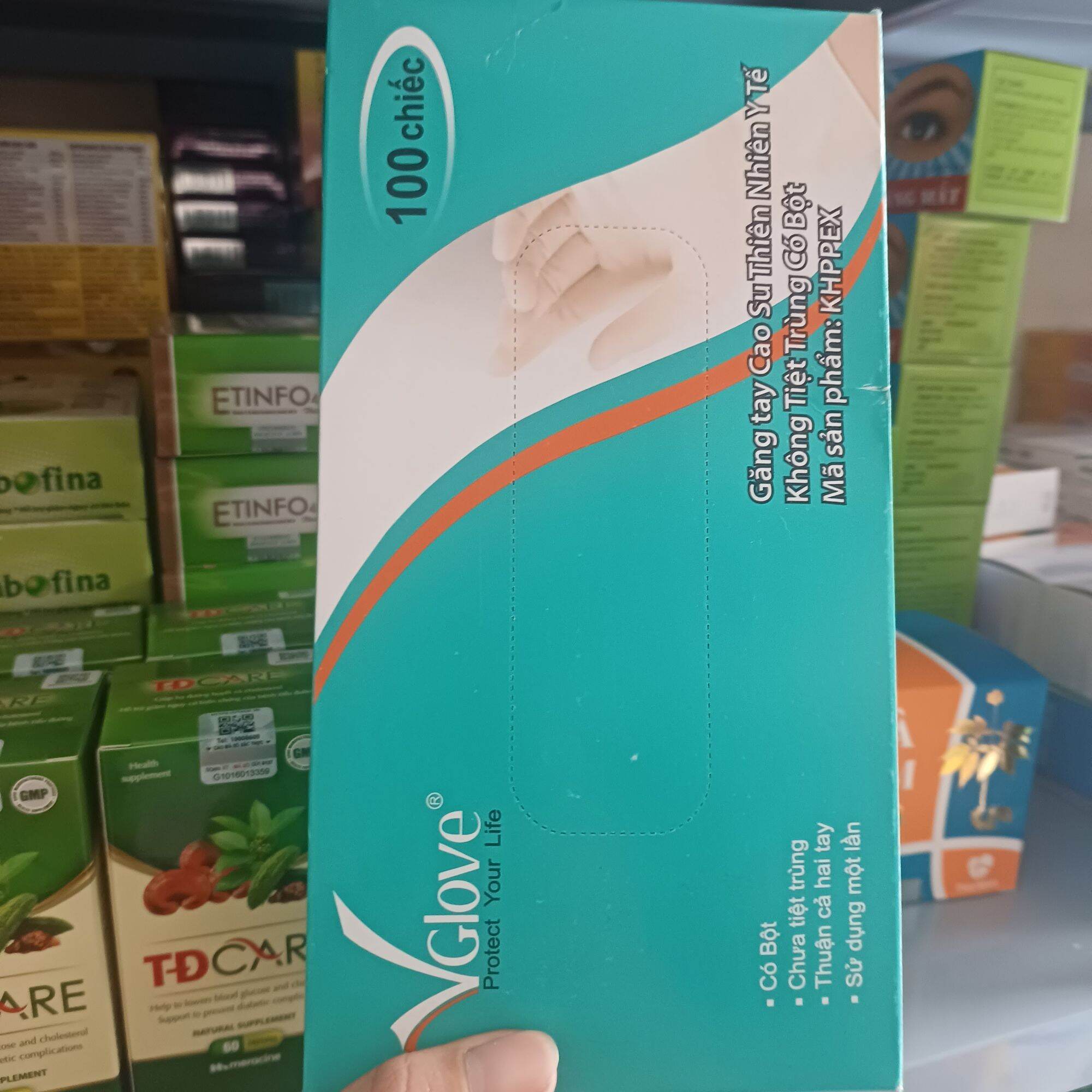Găng tay Vglove hộp 100 cái có bột