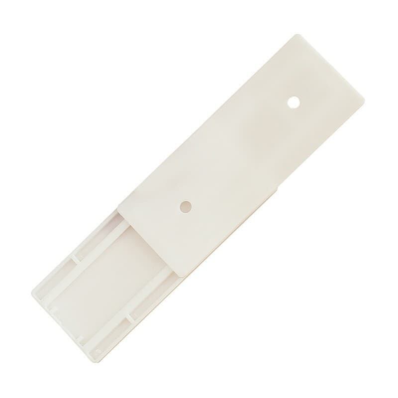 Miếng dán tường treo ổ cắm điện, modem, wifi.