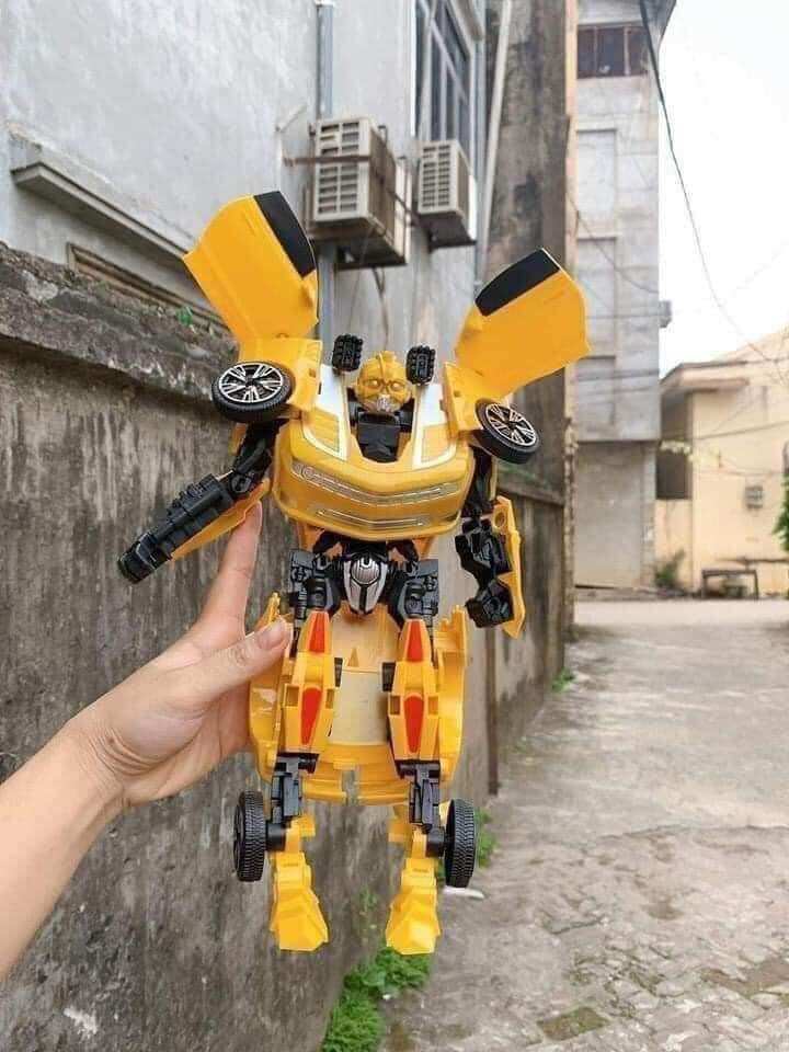 Siêu xe biến hình robot
