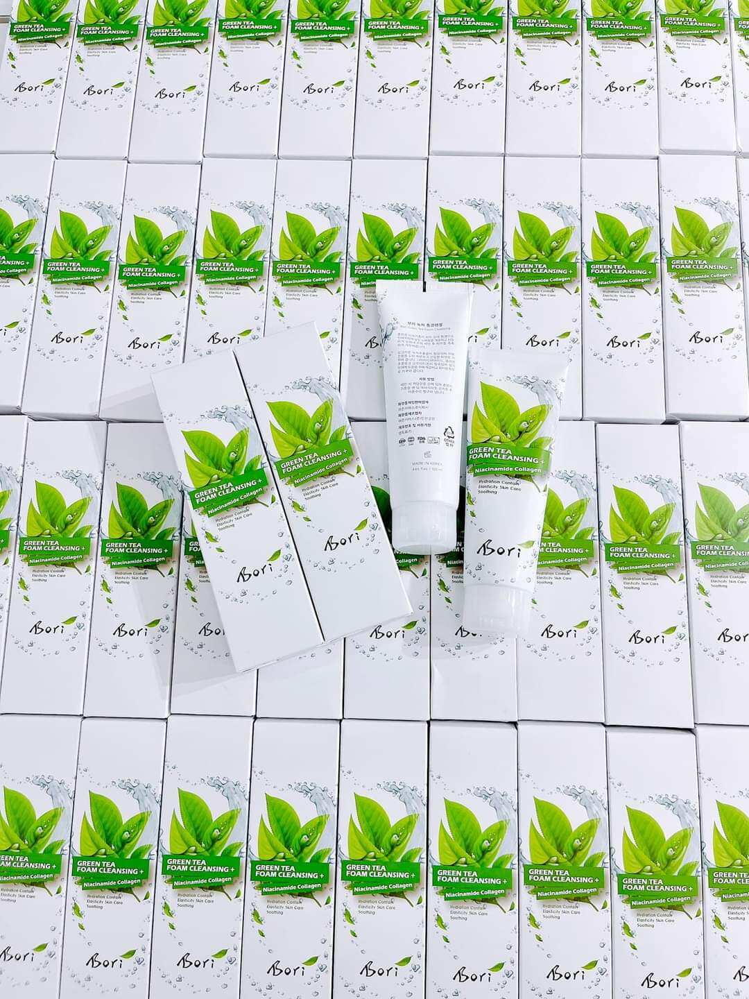 SỮA RỬA MẶT TRẮNG DA TRÀ XANH BORI HÀN QUỐC 120ML
