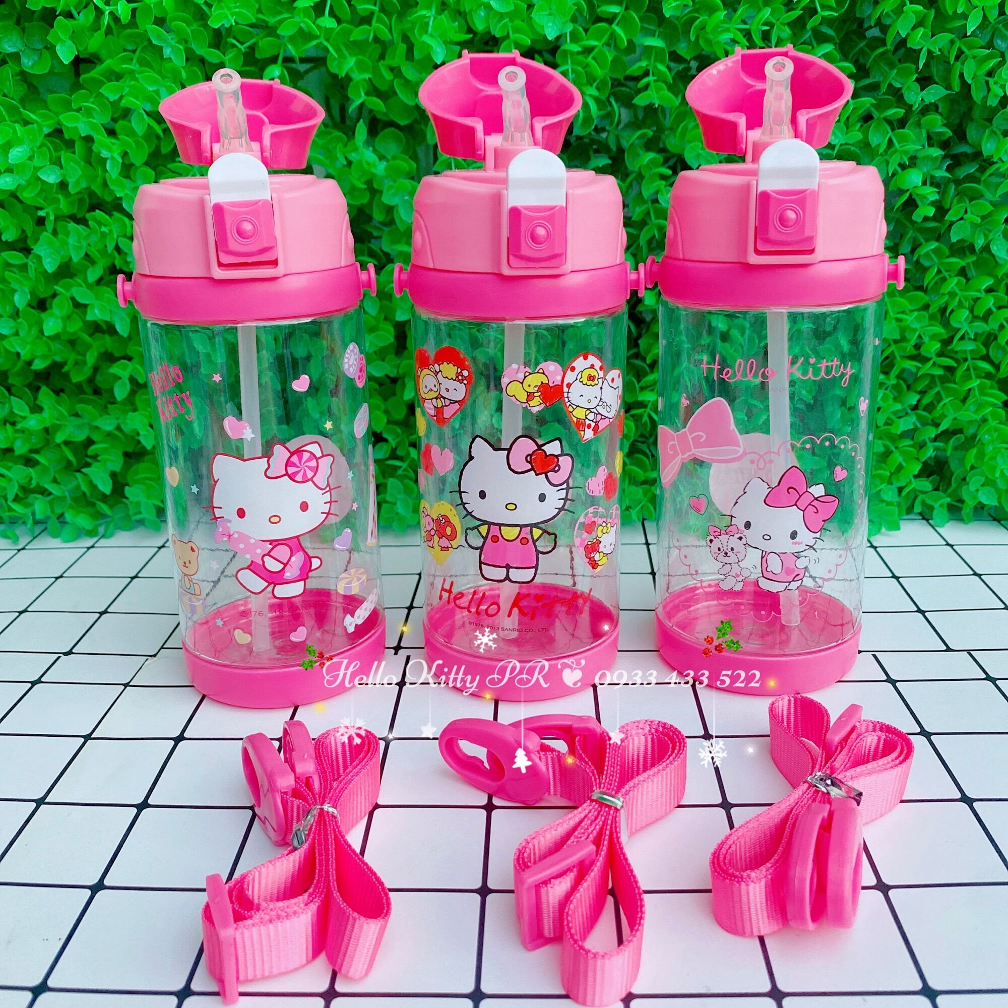 Bình nước có dây đeo Hello Kitty - Doremon Doraemon