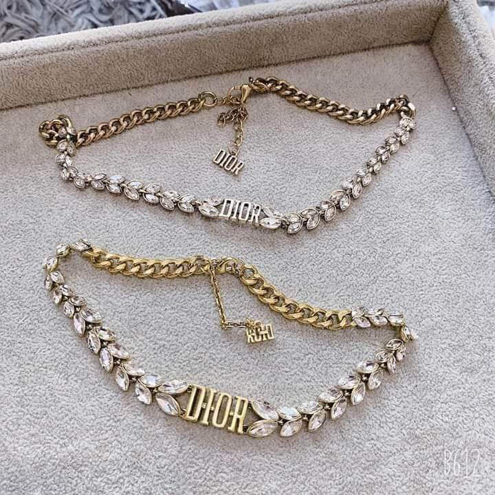 Vòng cổ chocker
