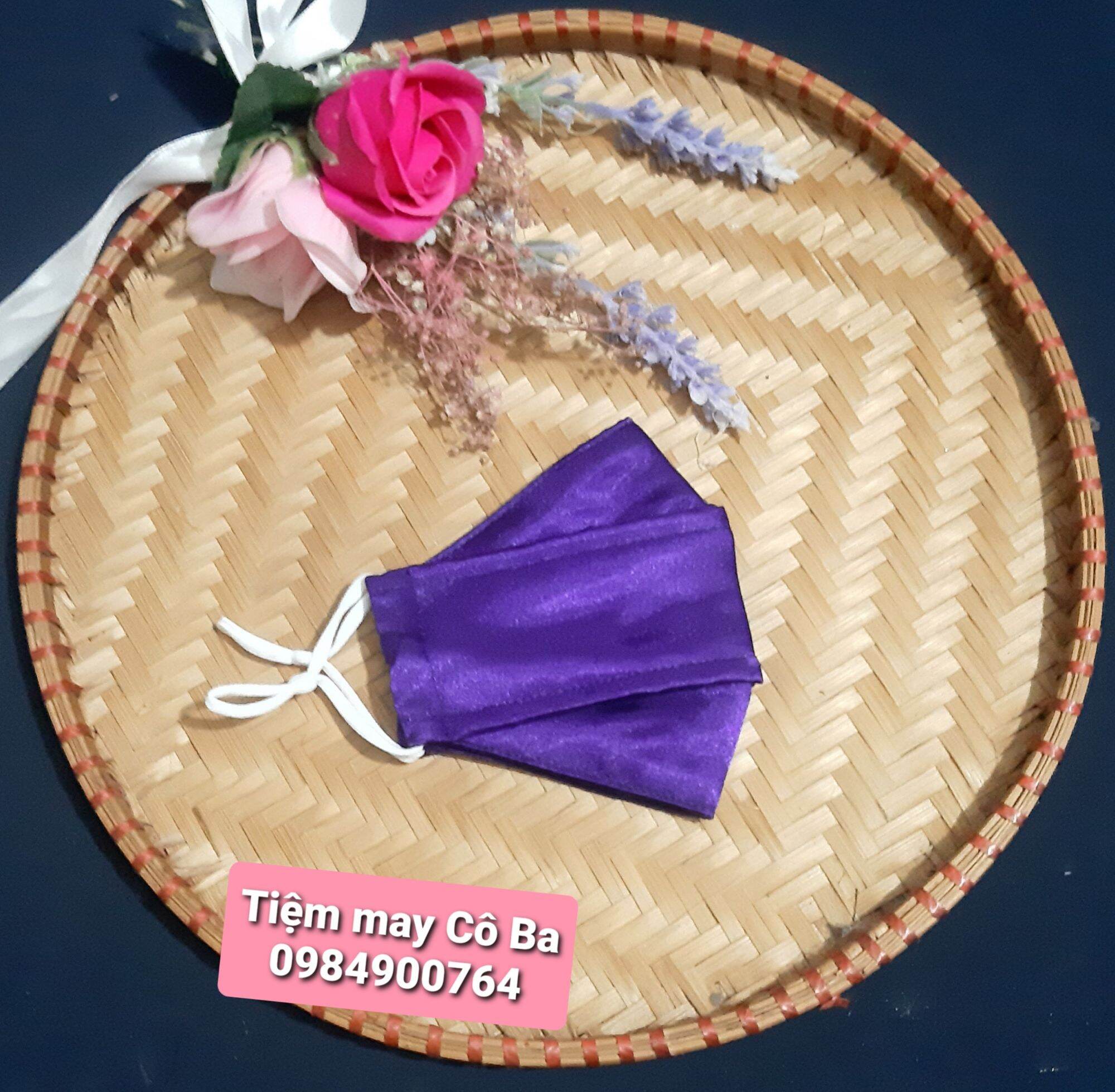 khẩu trang vải lụa 3D  mỏng nhẹ mềm mát