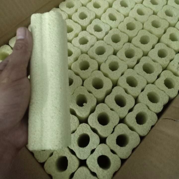sứ hoa mai vàng hoặc Sứ mè ( loại lớn 1 thùng 154 thanh kt 15x4x4 )