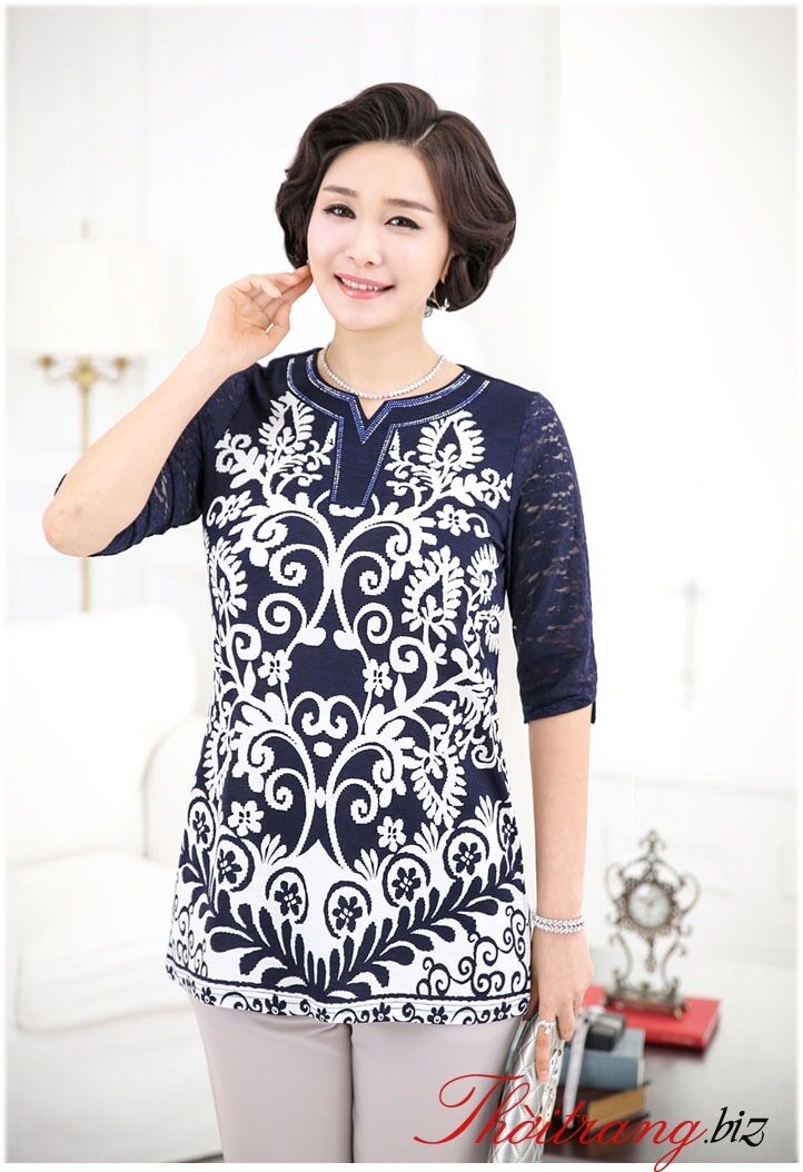 Áo tay lửng họa tiết thập cẩm