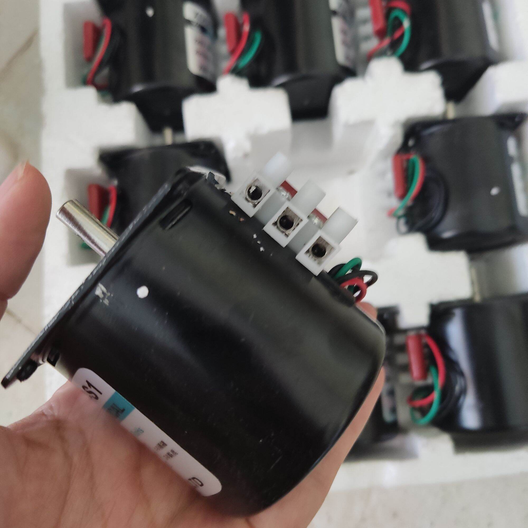 Mô tơ giảm tốc 220v - 20w chế lò quay tự động