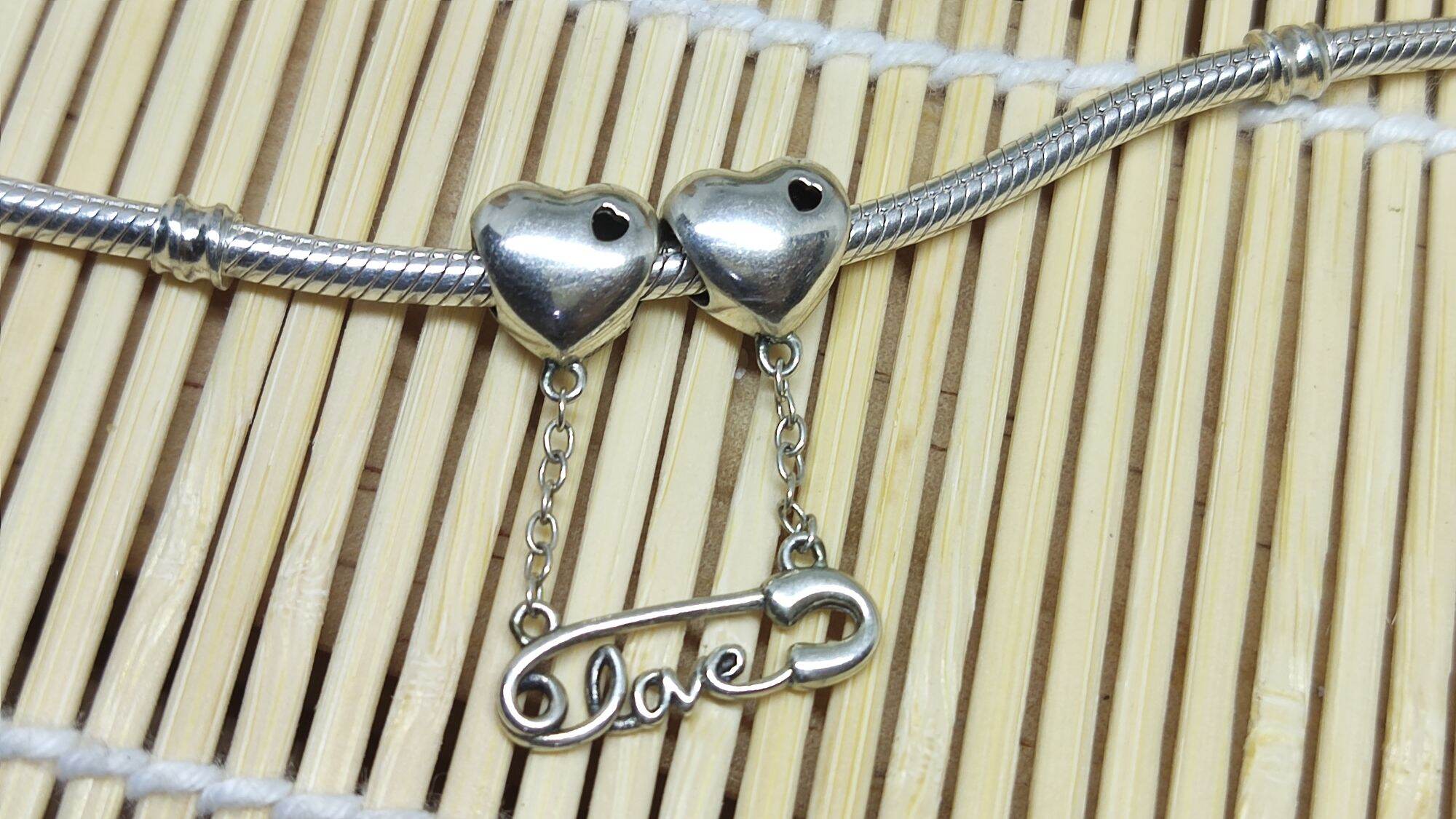 GauBee Charm bạc 925 treo tim xích love