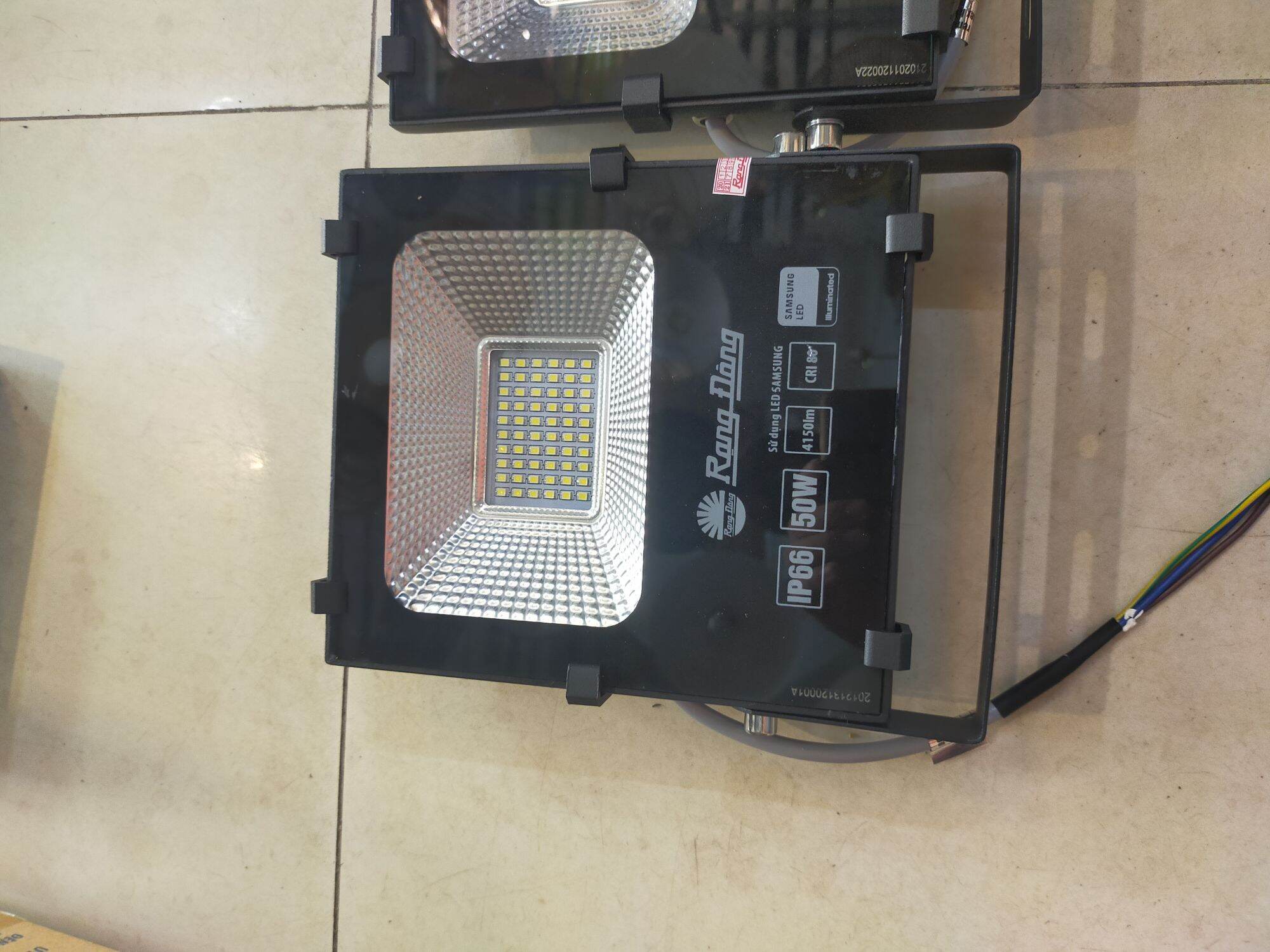Chiếu pha 06 rạng đông 10w-20w-30w-50w