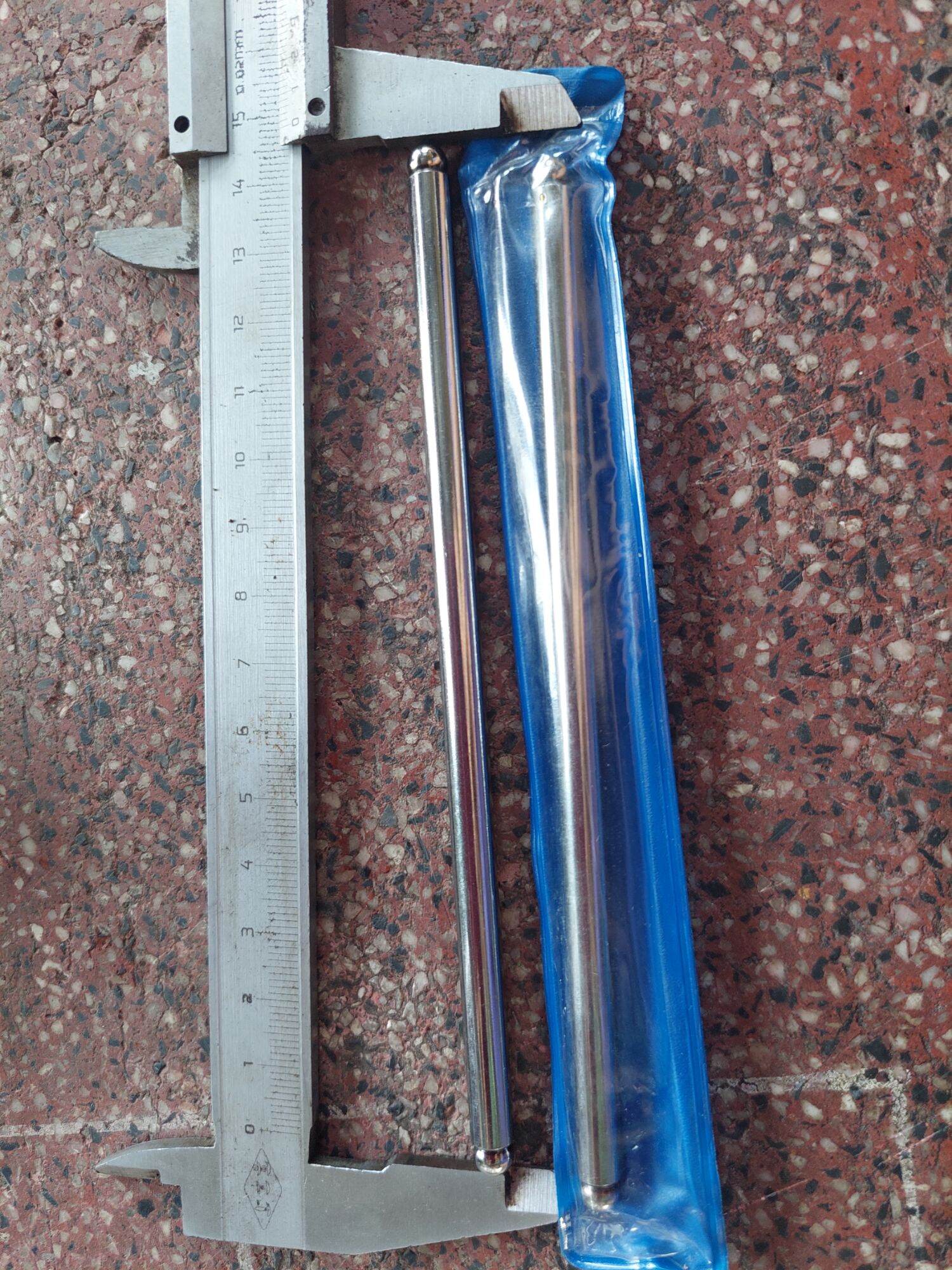 Cặp đũa cò xe 3 bánh