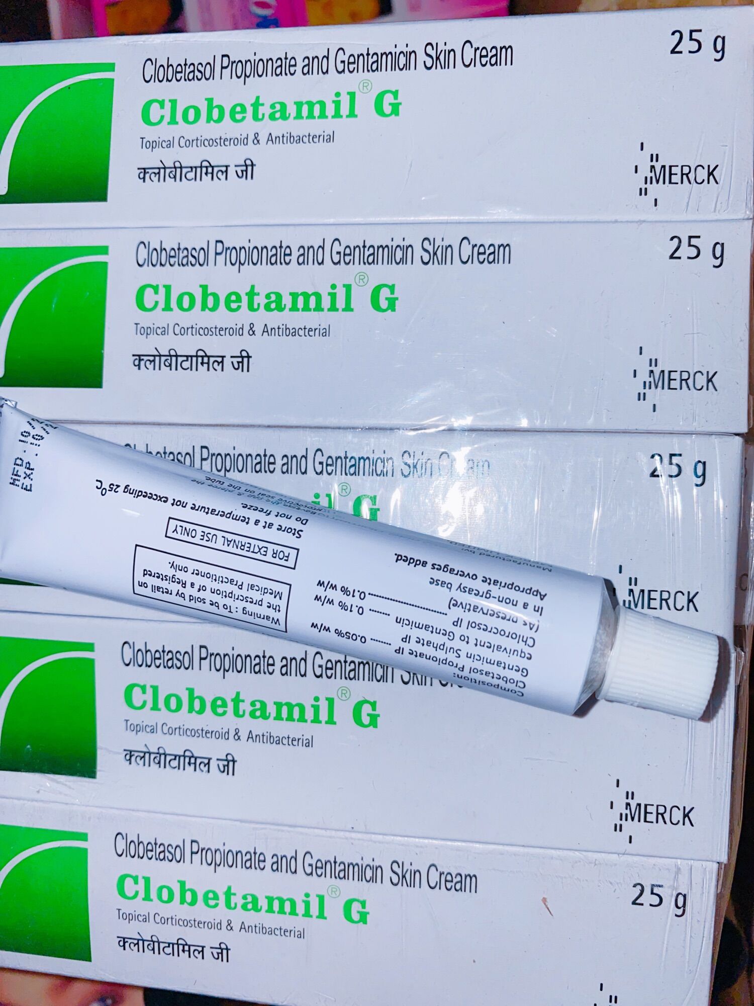 Tuýp clobetamil G 25g ngừa nám