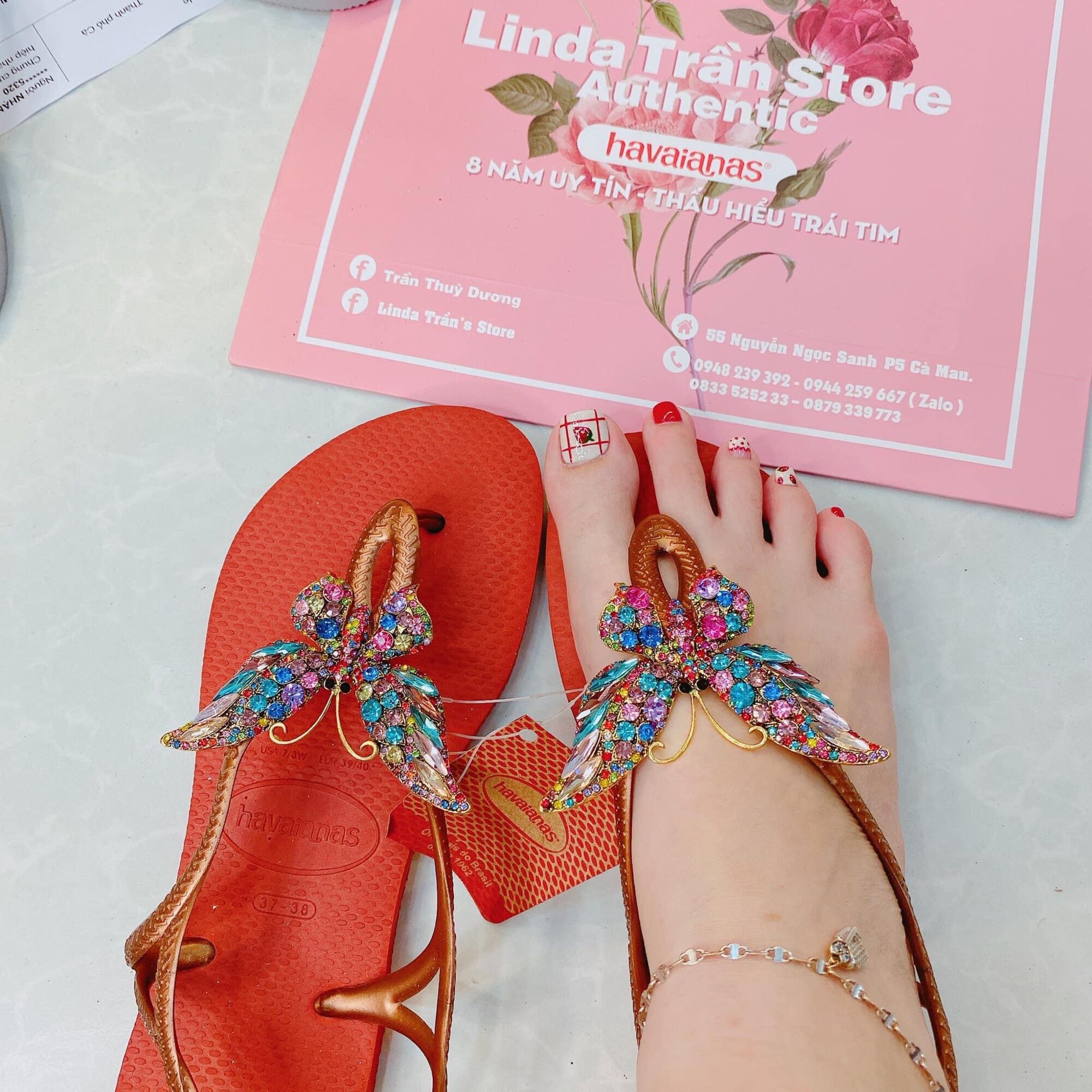 [HCM]Dép havaianas kèm charm