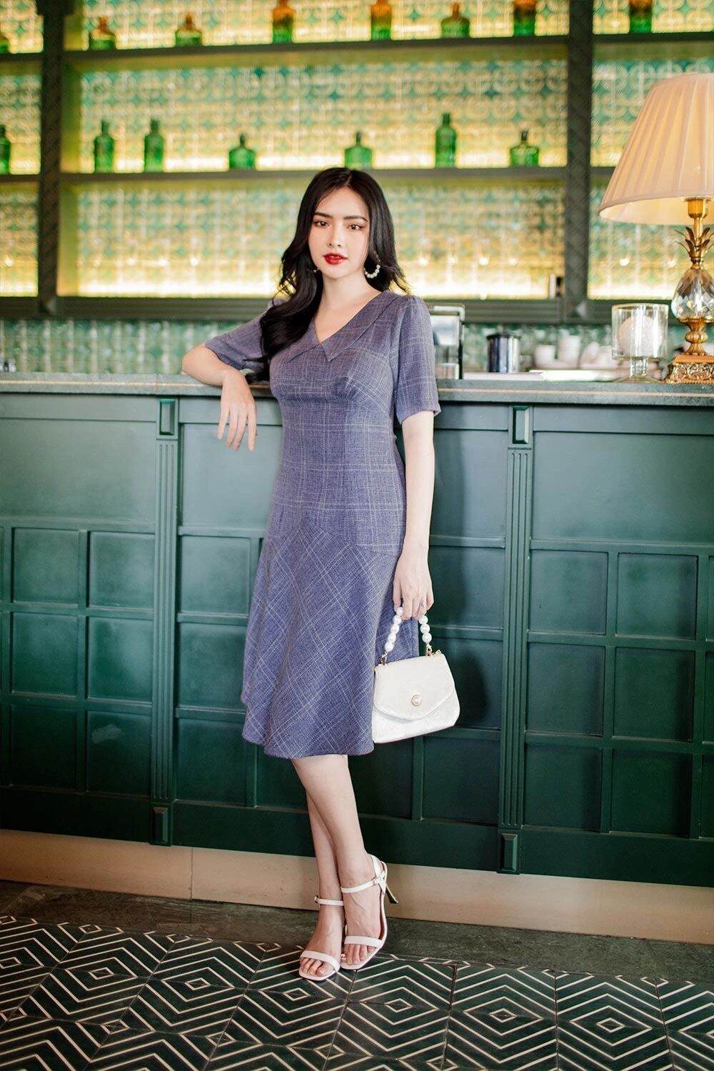 - thanh lý - đầm kk cổ sen dáng xòe