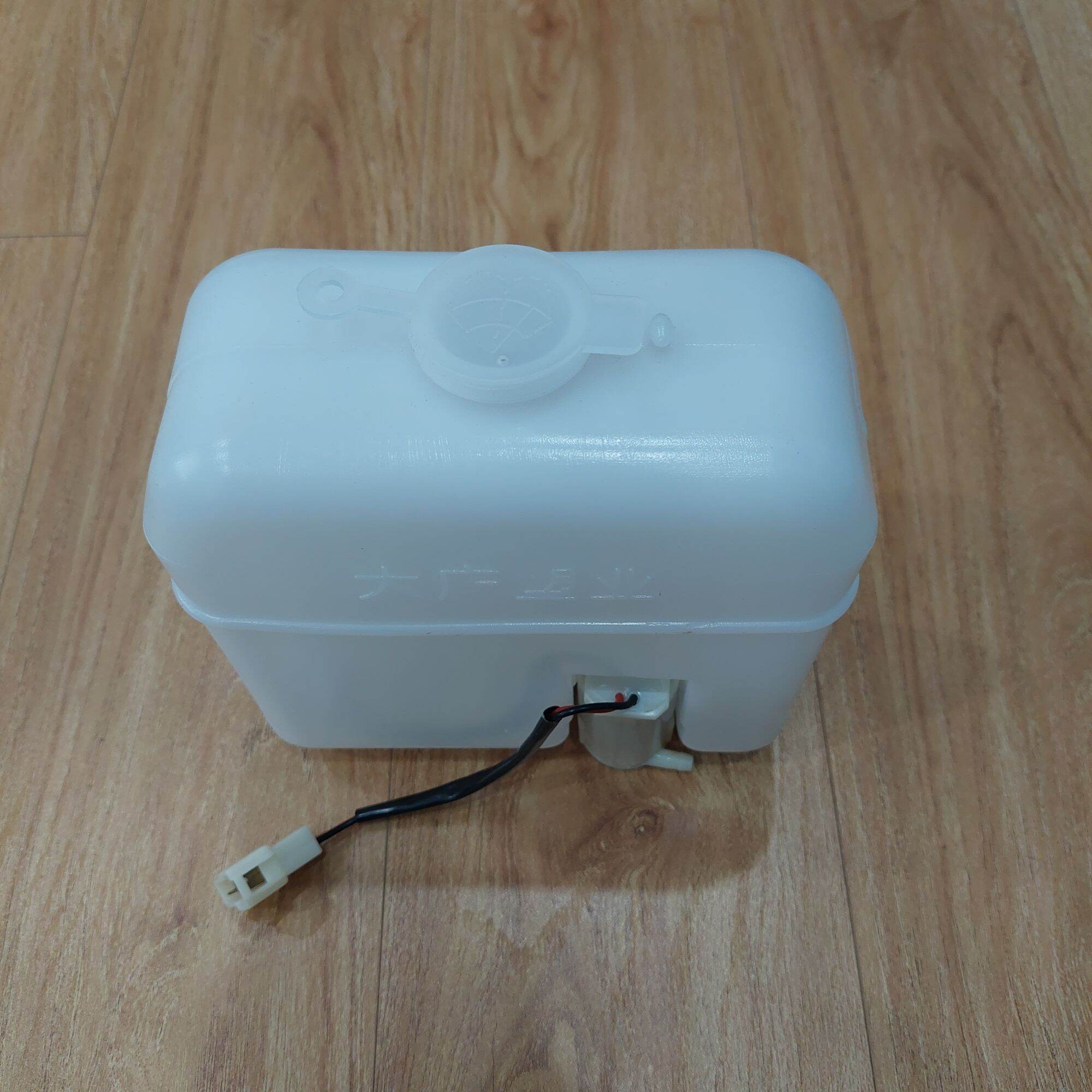 Bình nước rửa kính xe kenbo van 2 chỗ, kenbo van 5 chỗ, kenbo tải thùng