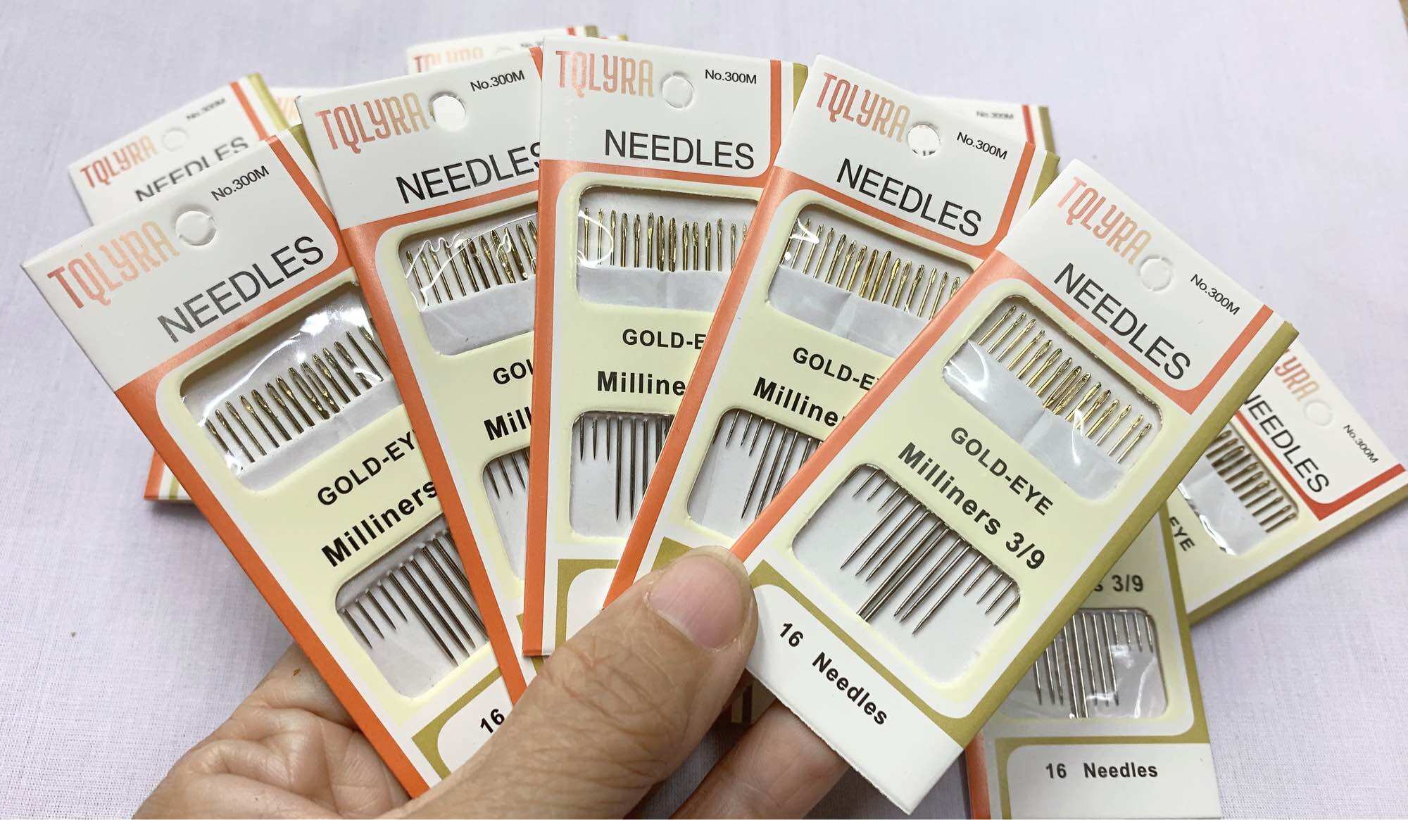 1 gói kim may tay 16 cây nhiều cỡ.