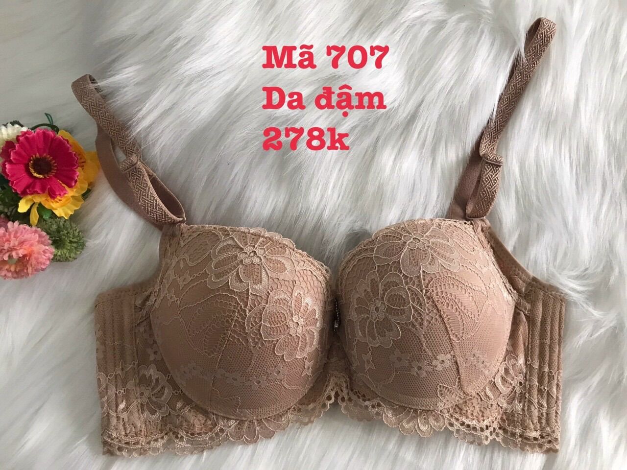 Áo ngực mút dày Lotus