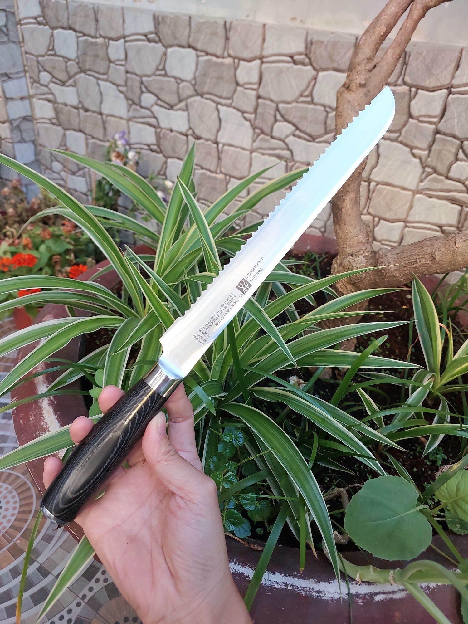 Dao răng cưa cắt bánh mì, cắt thịt cá đông lạnh dài 39cm