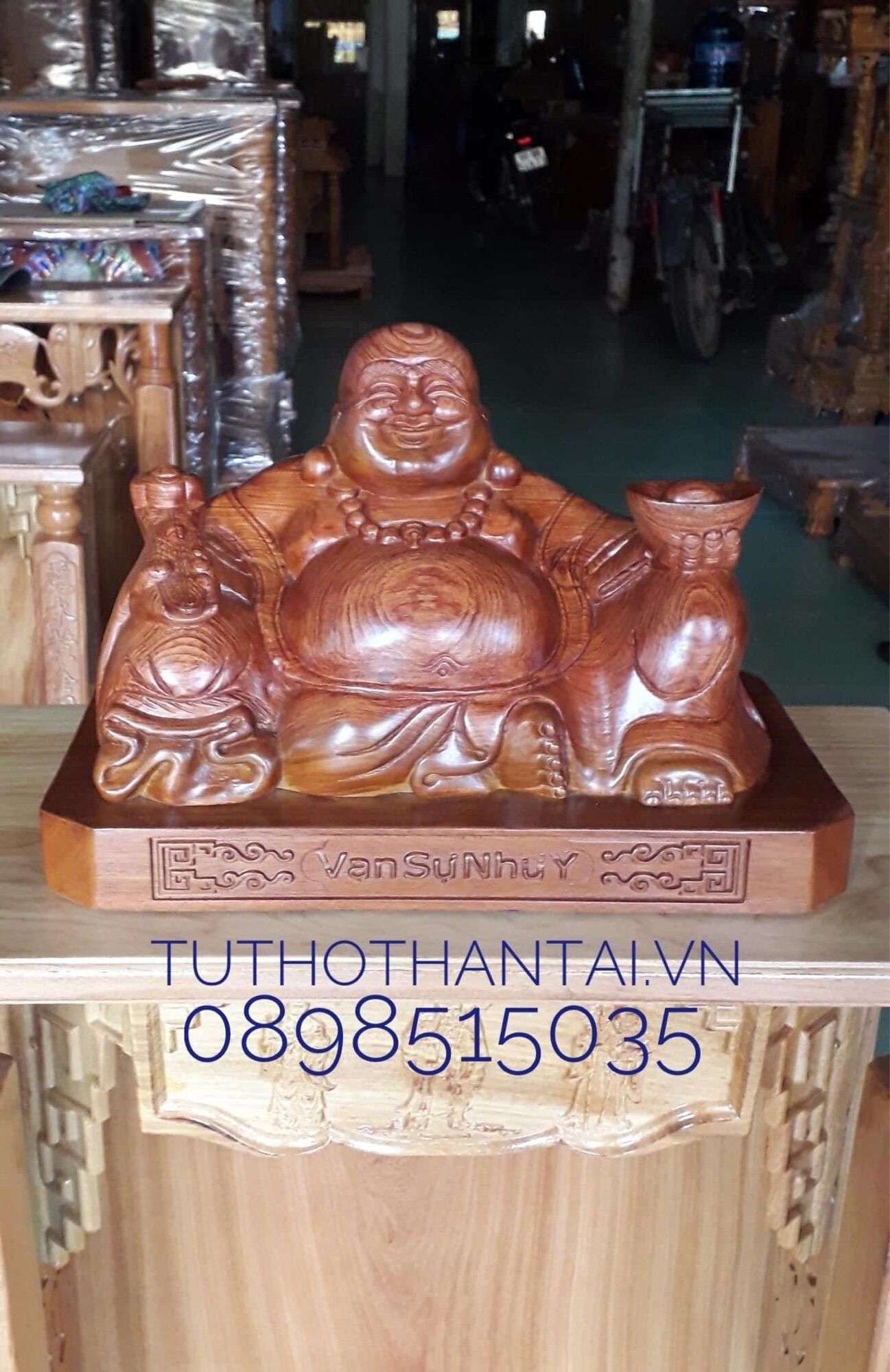 Tượng phật di lạc ngồi gỗ hương ngang 40cm