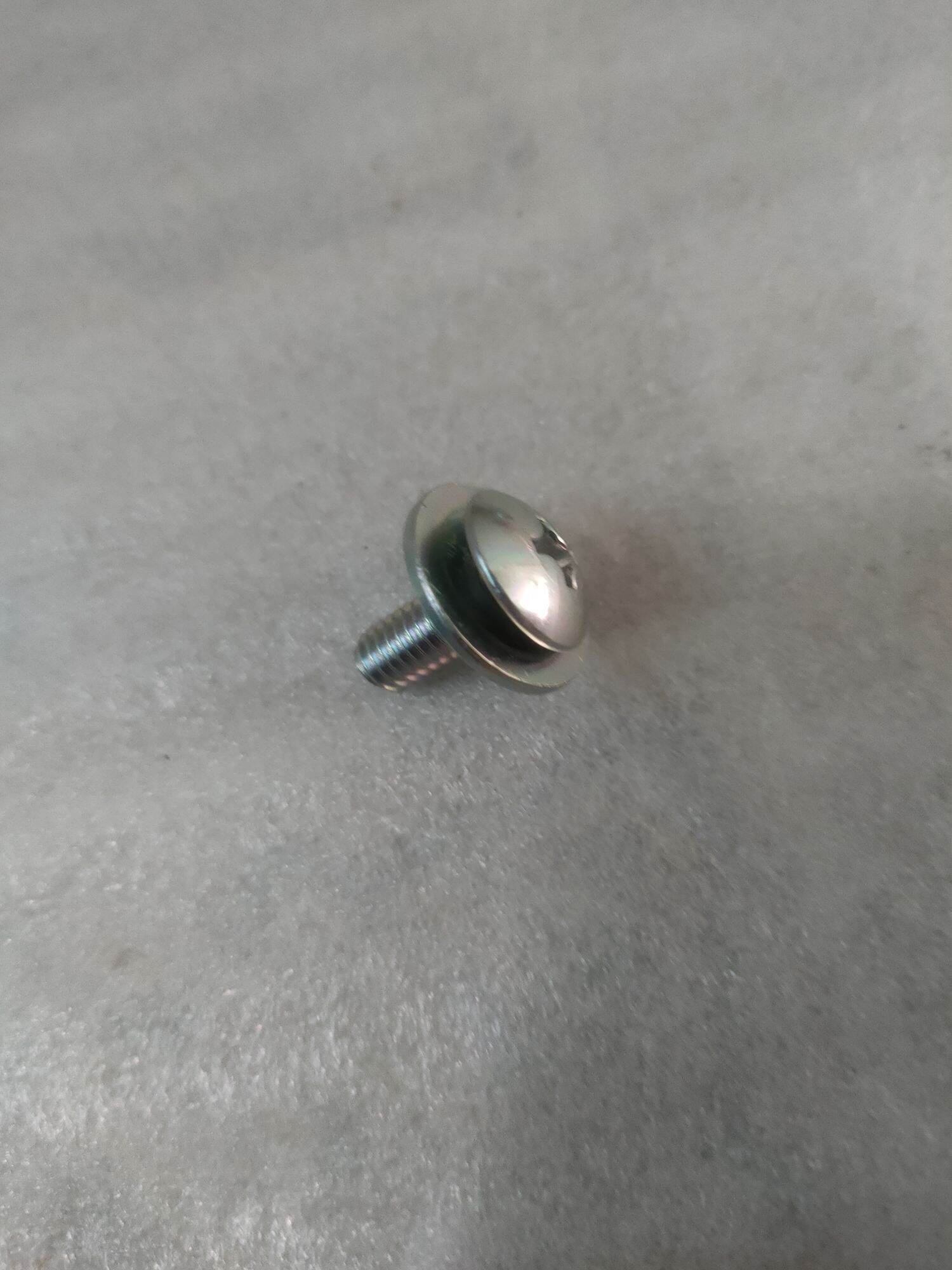Ốc mặt nạ suzuki Hayate/Axelo