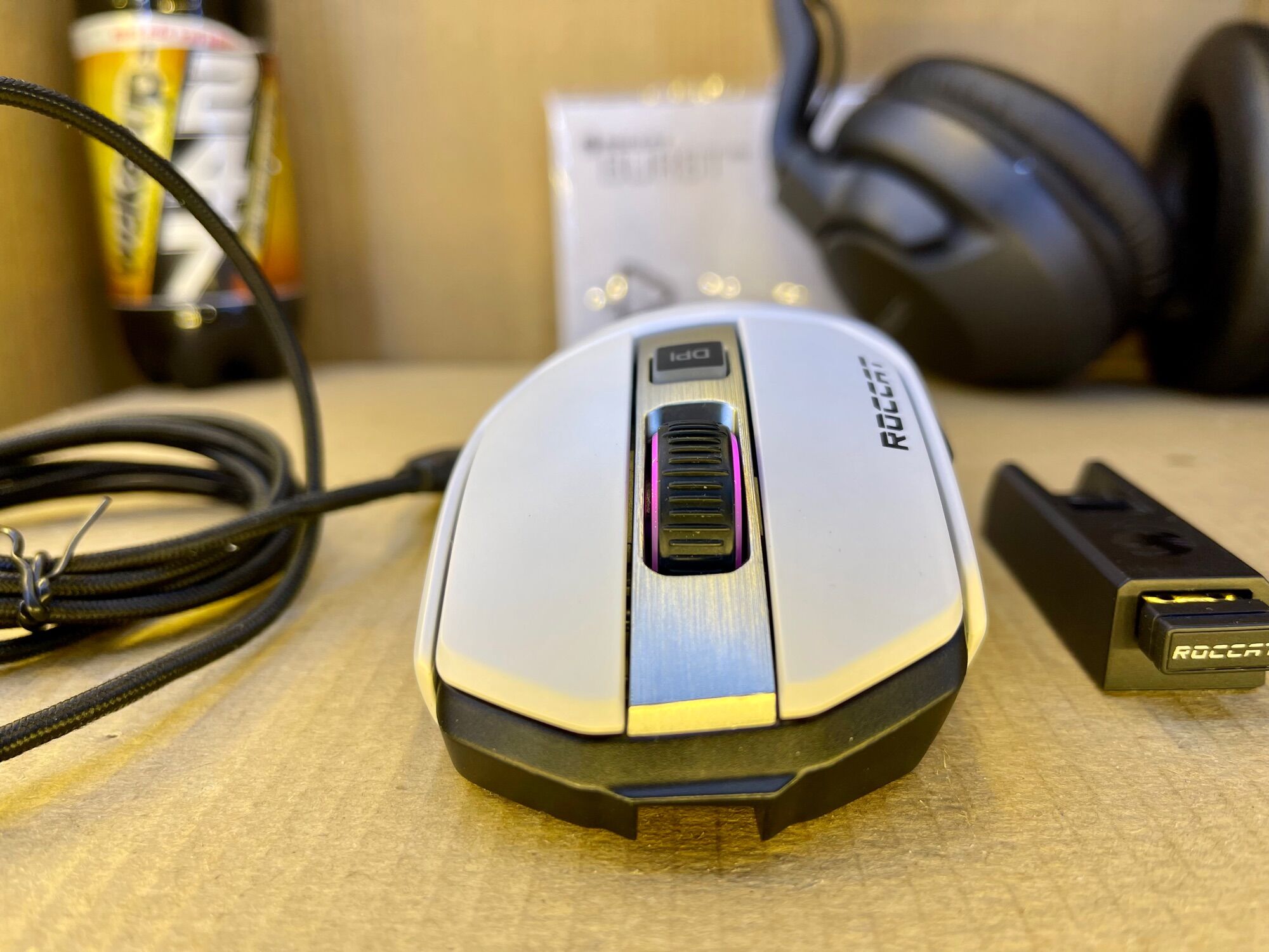 Chuột không dây Roccat kain 200 aimo