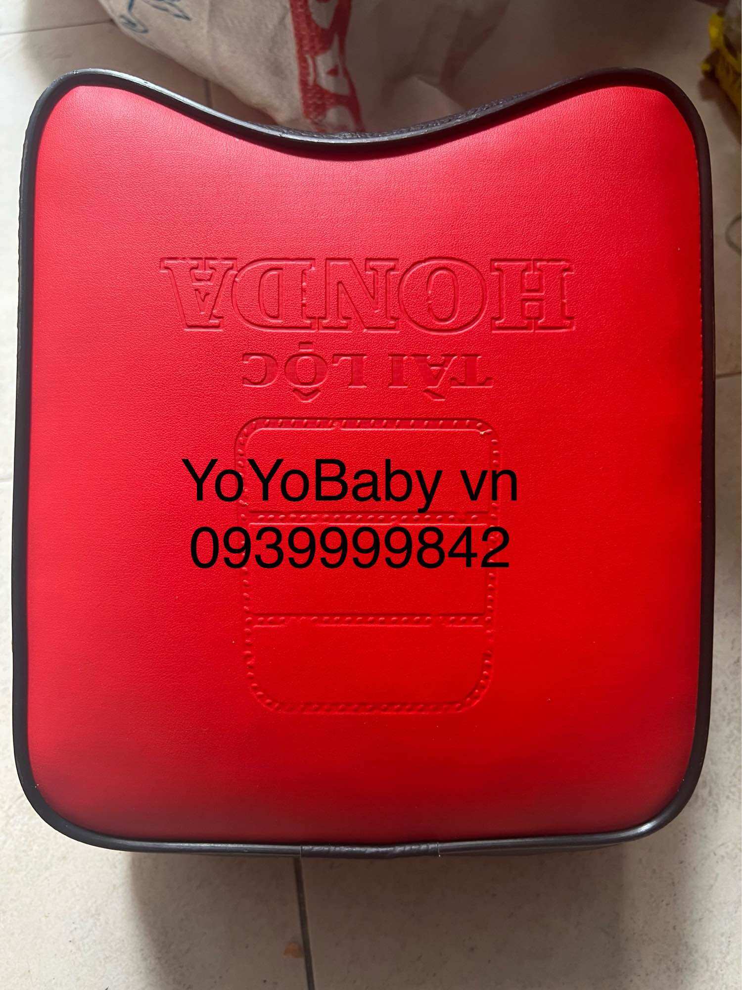 Nệm ngồi xe AirBlade AB cho bé ra ngoài