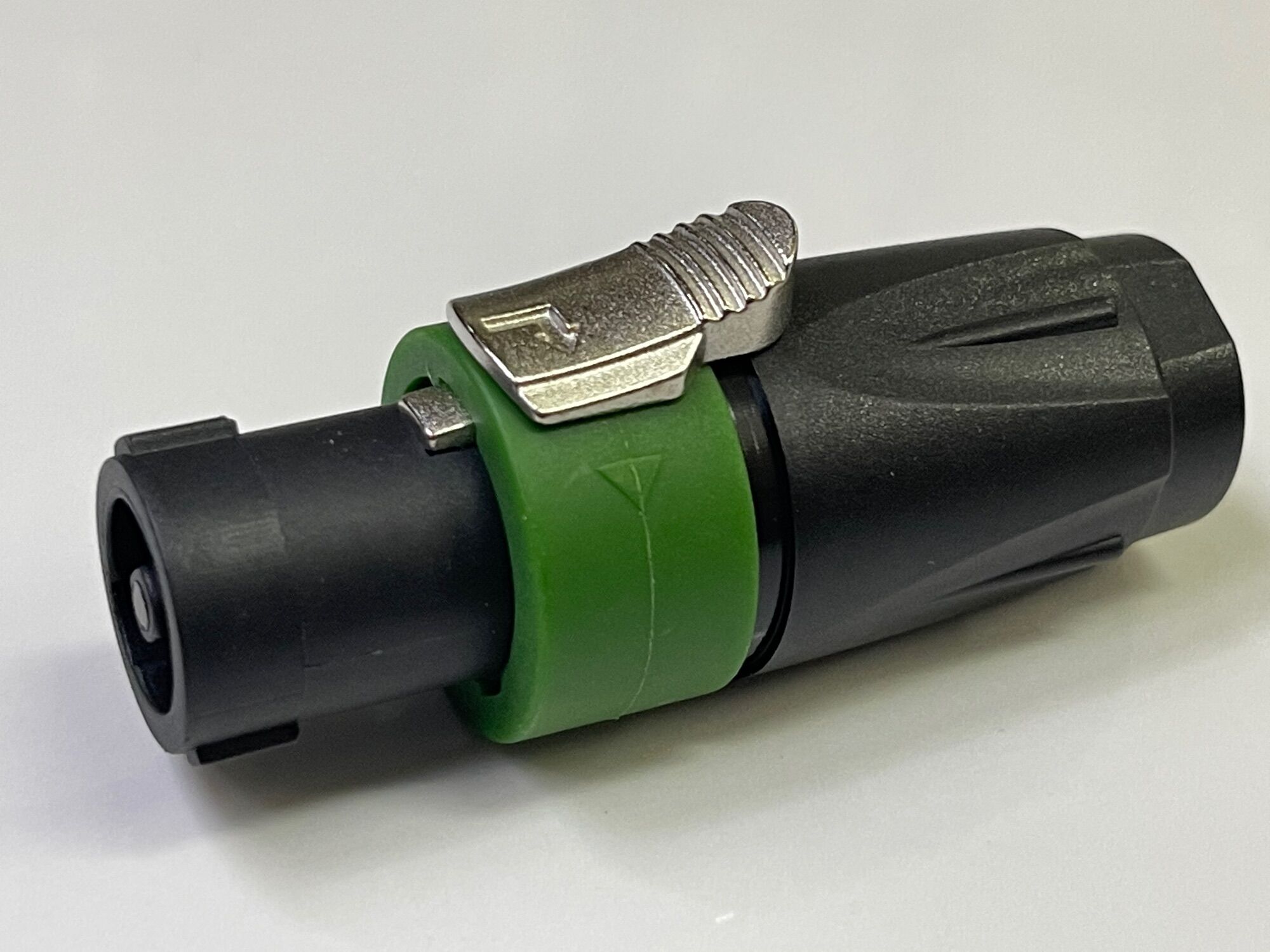 Jack loa Pratt . Chân đồng mạ bạc 4 pin tốt