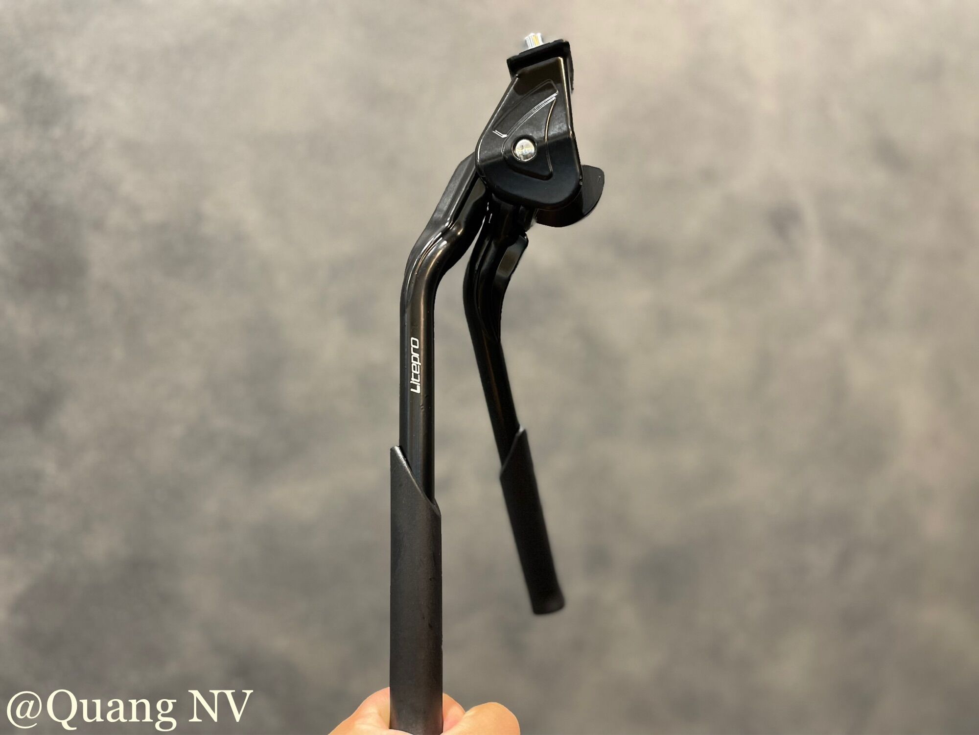Chân chống giữa xe đạp Litepro