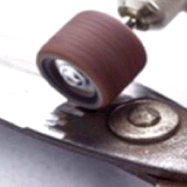 Đầu chà nhám Grit 600 gắn trục su 12.7mm