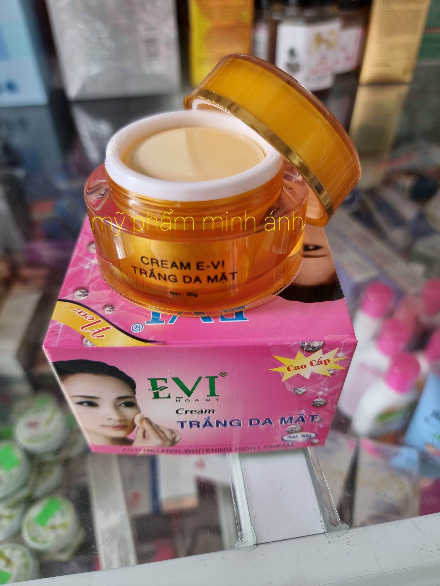 Kem EVI dưỡng trắng da mặt 30gr màu hồng lẻ 1 hũ
