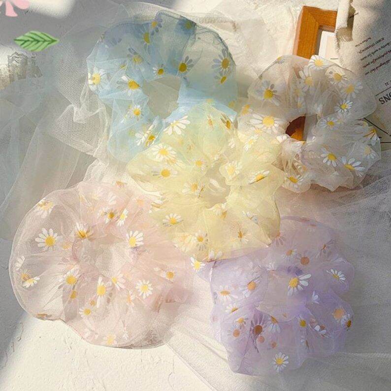 🥑Dây cột tóc Scrunchies hoa cúc mềm mại, trong suốt nhẹ nhàng trong nắng mai