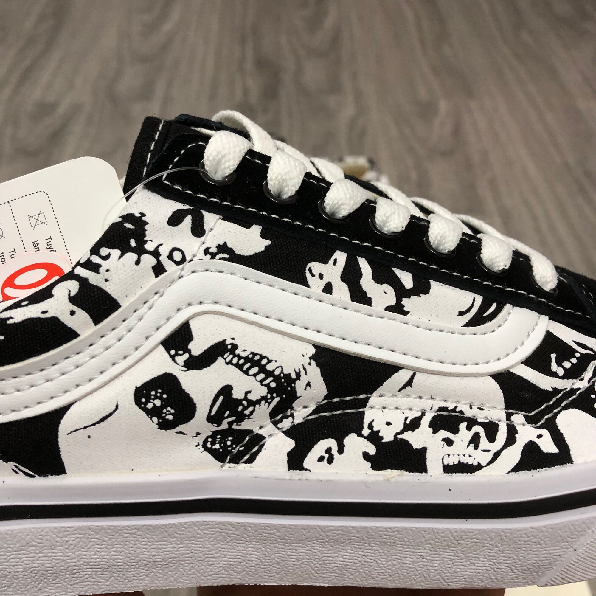 Giầy Vans Đầu Lâu