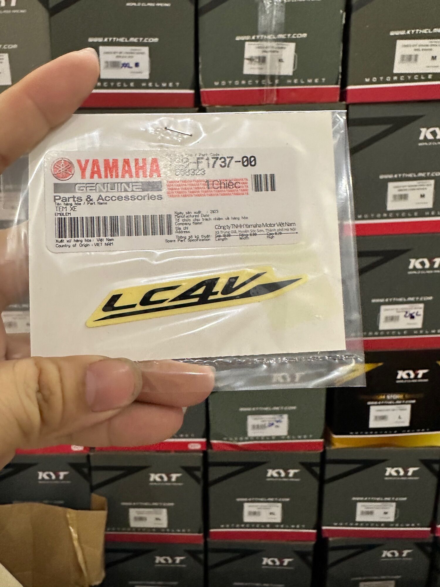 Tem lc4v dán cánh gió exciter 2006 - 2010 màu đen