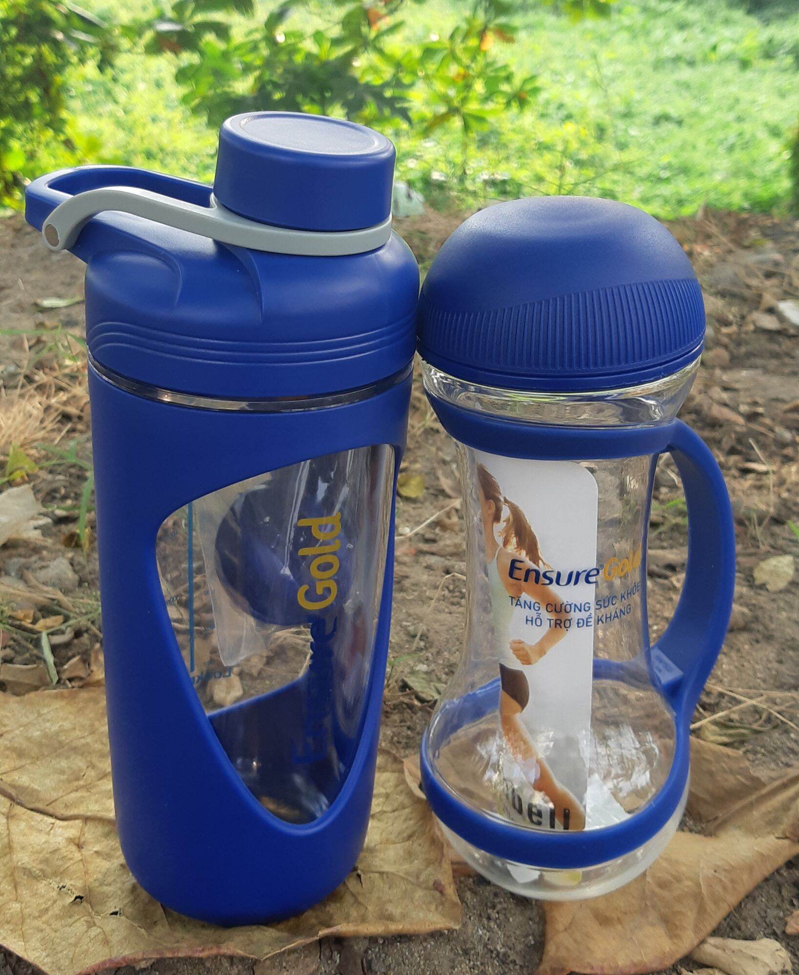 Bộ 2 Bình Nước Thể Thao LOCK & LOCK (800ml và 550ml).