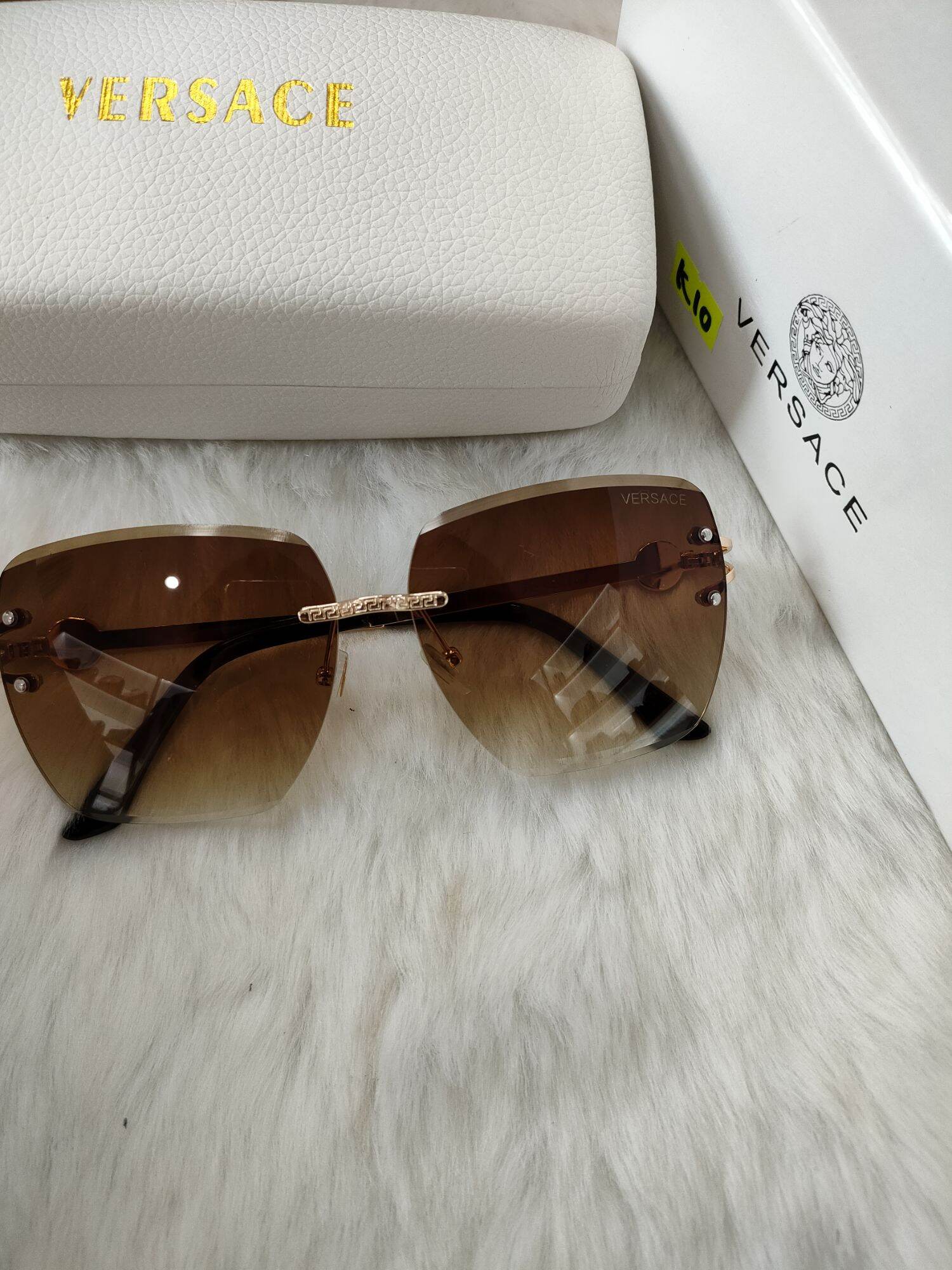 Sale 59% Kính mát cao cấp