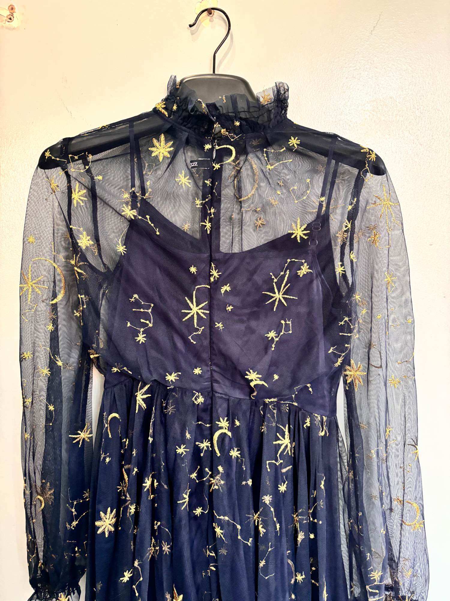 Đầm Hoạ Tiết sz M, new 98%
