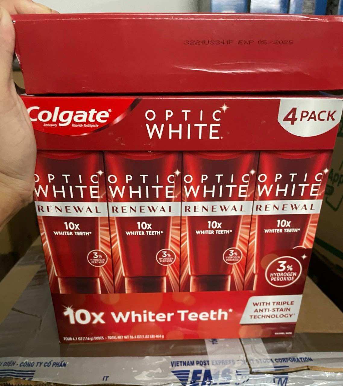 Kem đánh răng Colgate Optic Reênwal 121gr.
