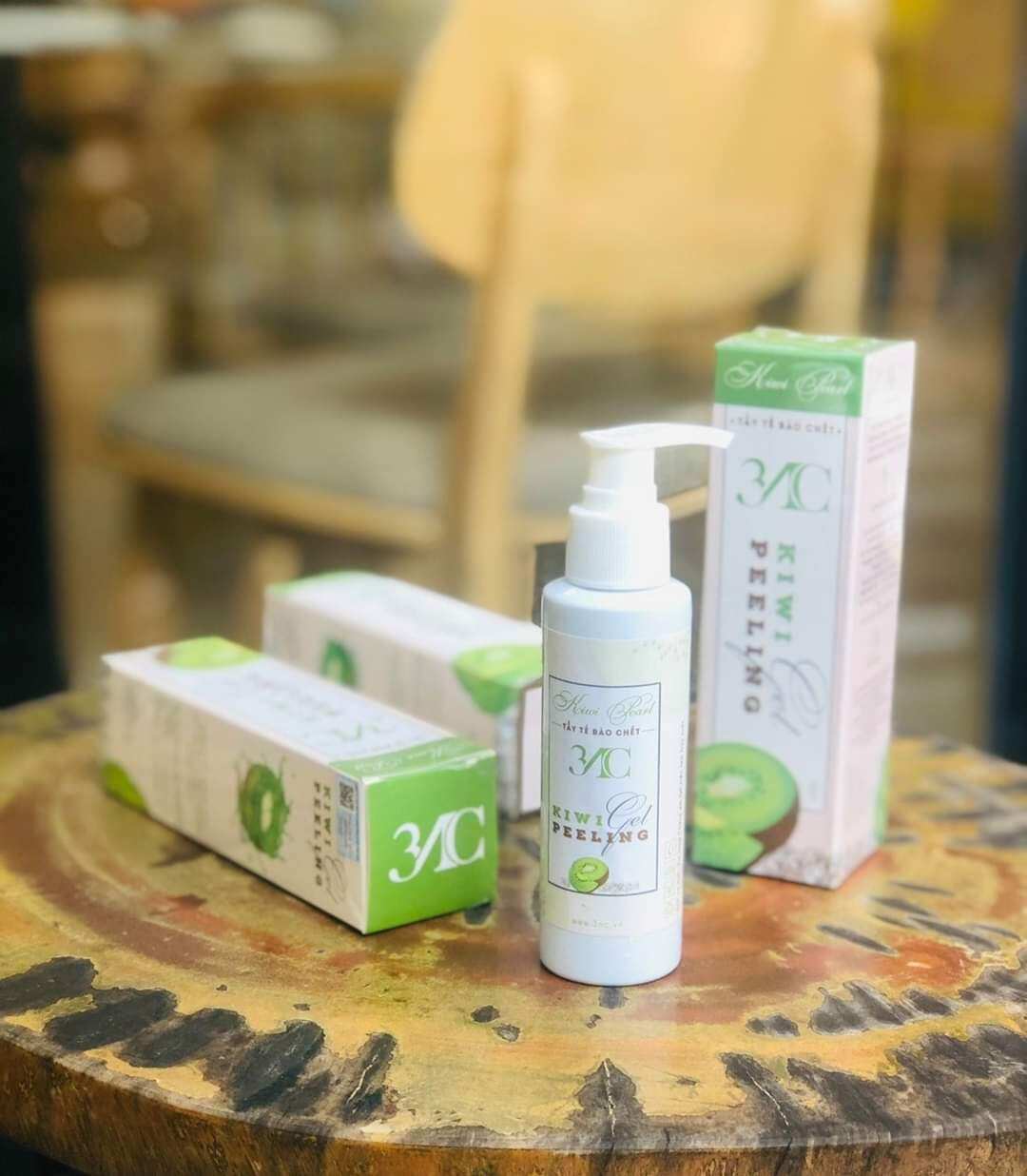Tẩy tế bào chết kiwi