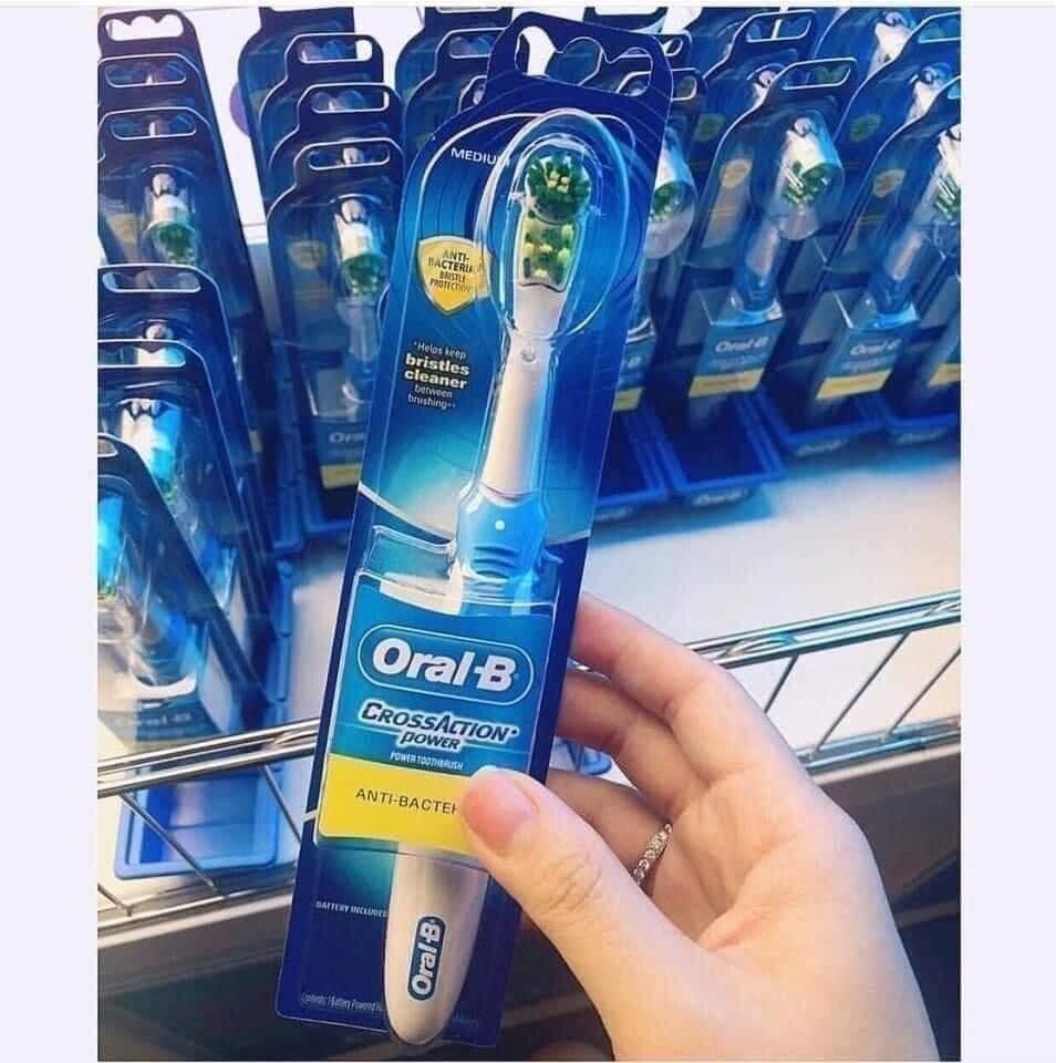 Bàn chải điện OralB Action chạy bằng pin