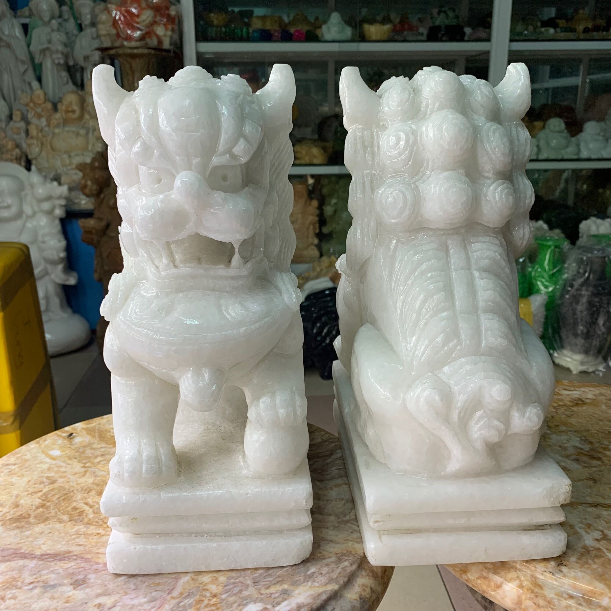 Cặp Kỳ Lân Phong Thuỷ Đá Cẩm Thạch Trắng - cao 30cm