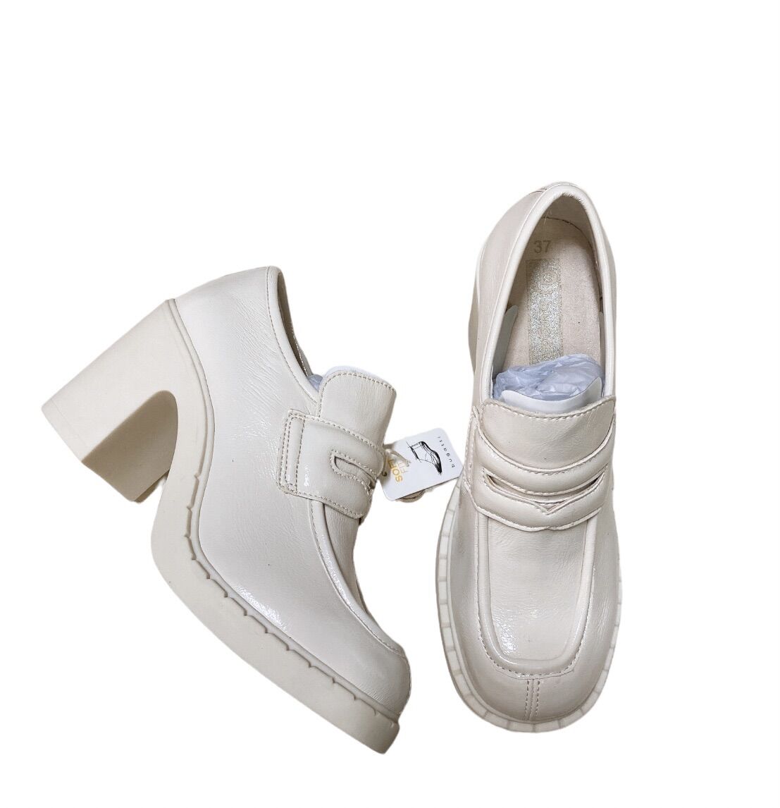 Giày loafer hiệu Bugatti xuất Đức, hình thật