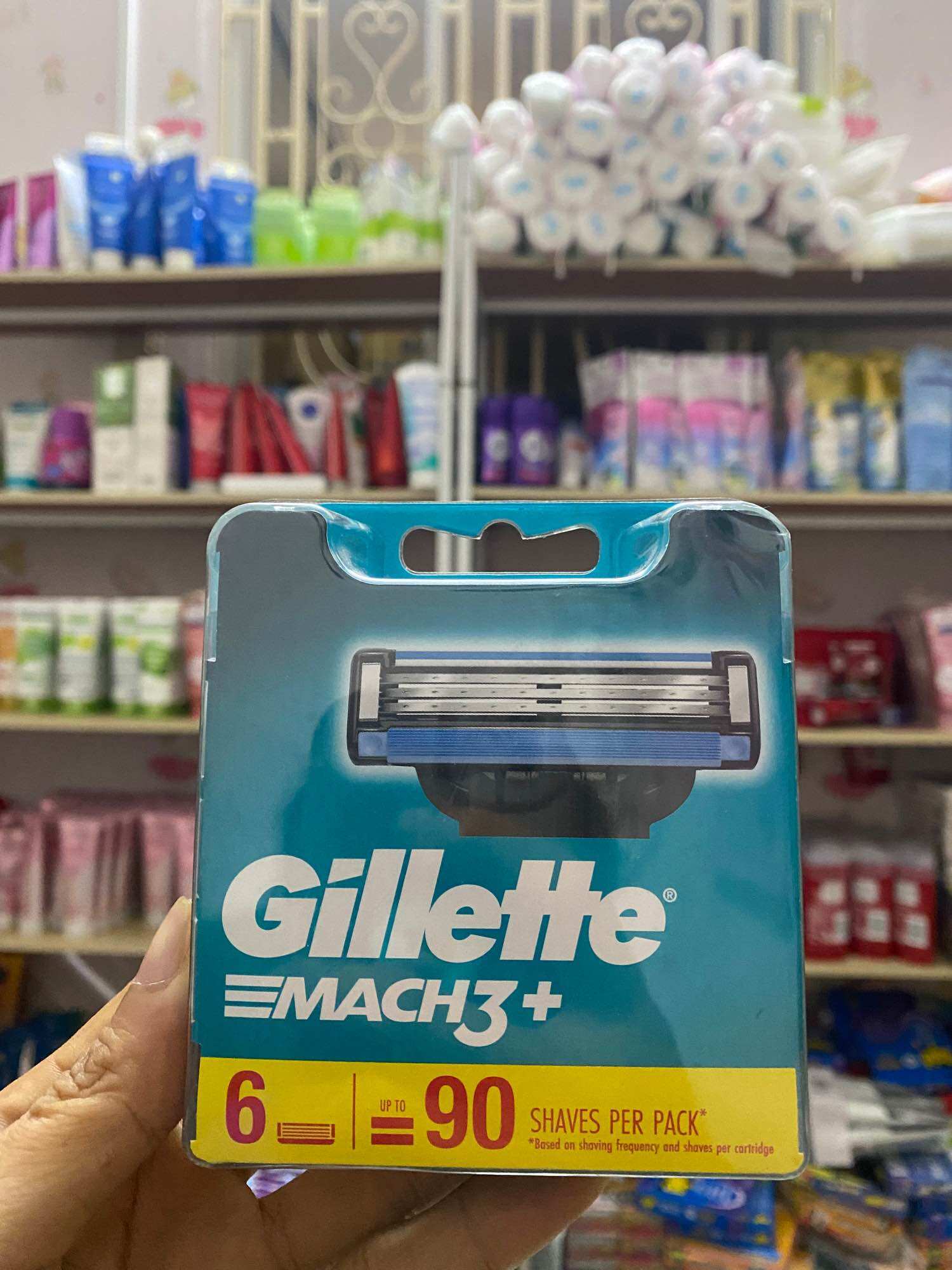 Hộp lưỡi dao cạo râu và tay cầm Gillette Mach3/ Sensitive/ Turbo 3D