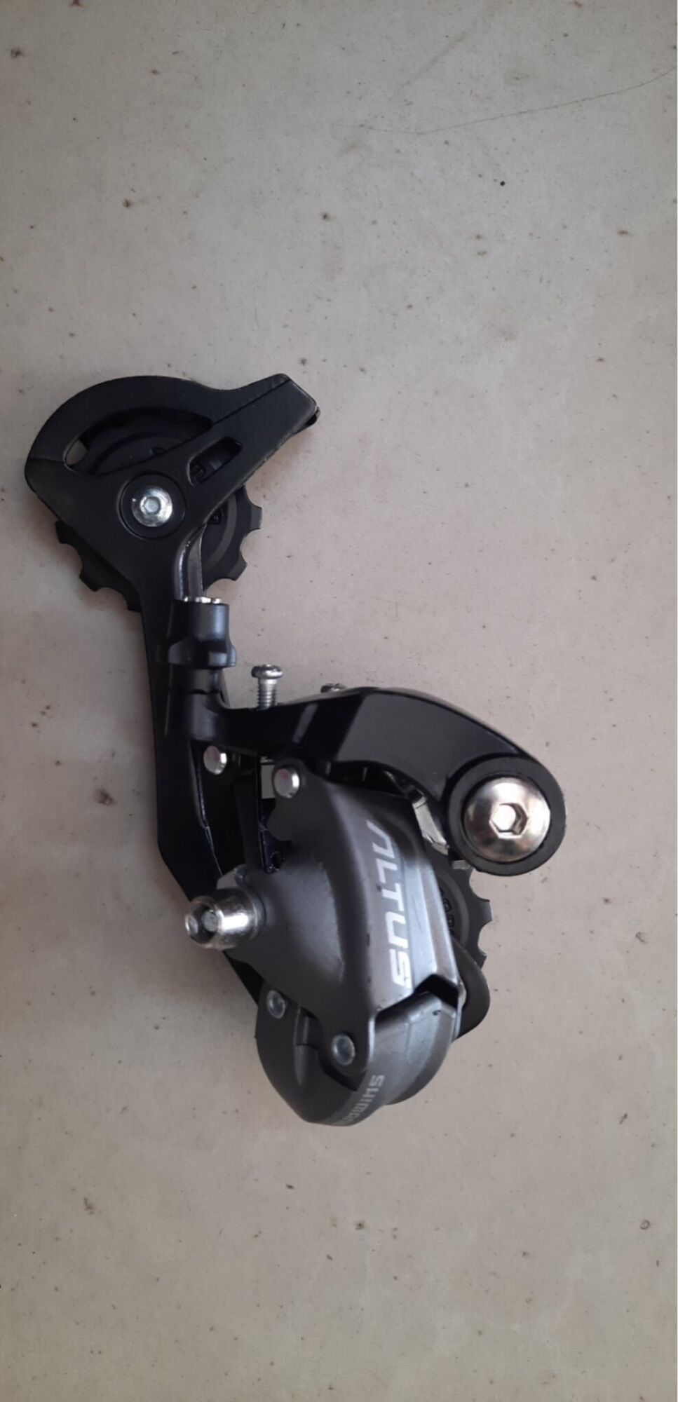 Củ đề sau ALTUS Shimano xe đạp thể thao