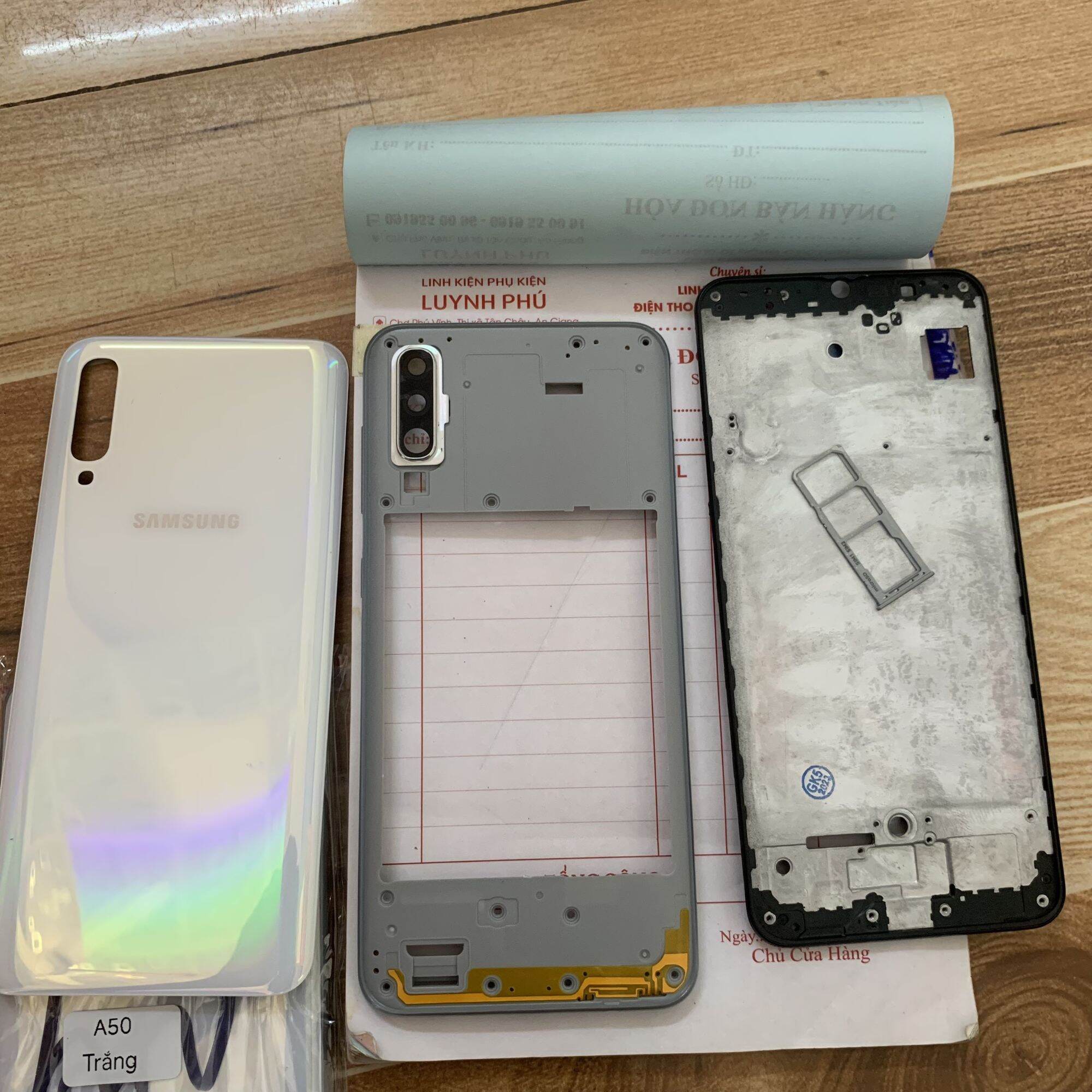 Vỏ samsung A50 có khay sim khung sườn
