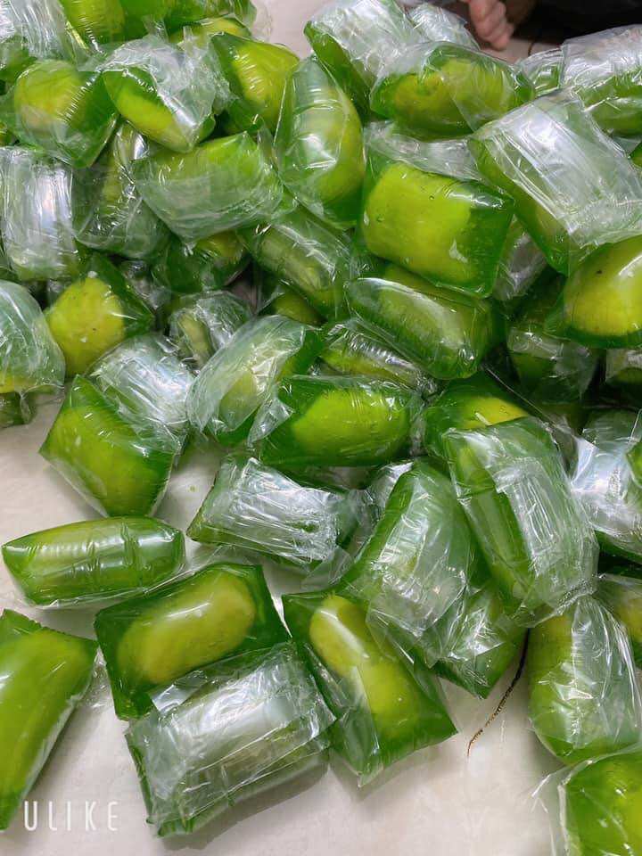 Bánh xu xê đậu xanh lớn đặc sản