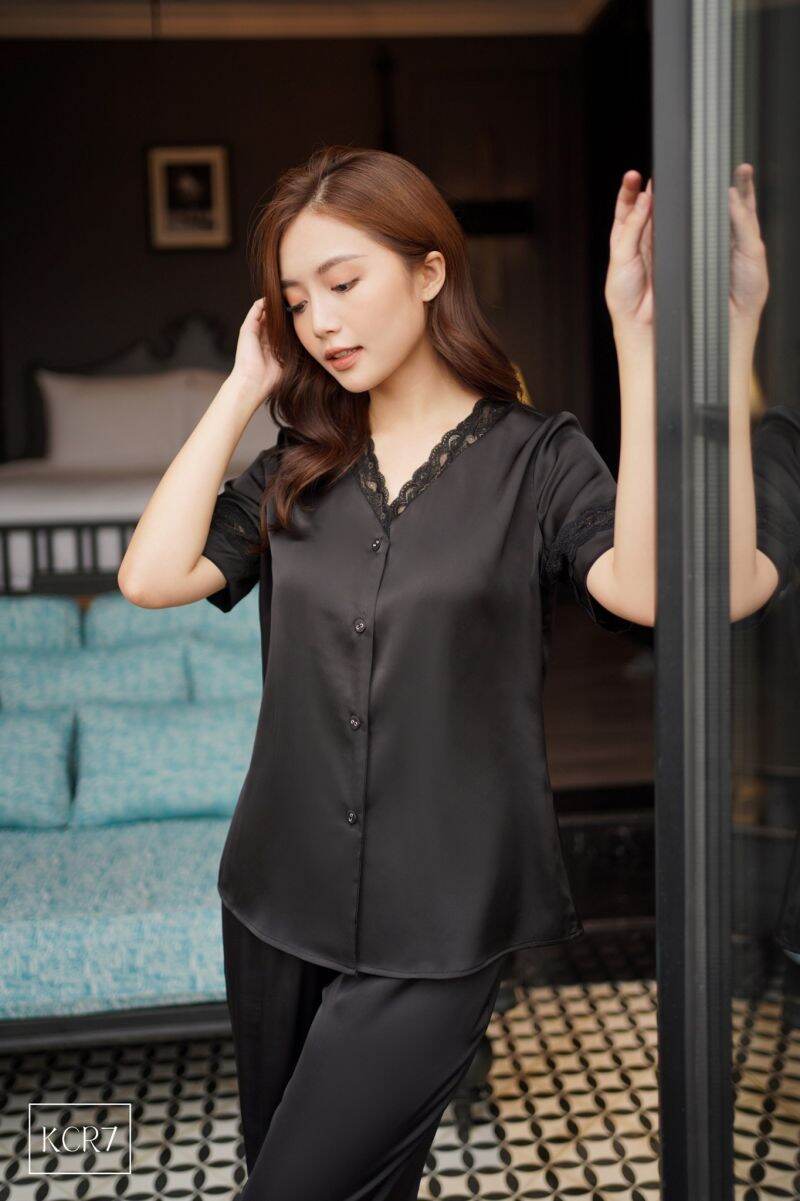 Bộ ngủ lụa đen