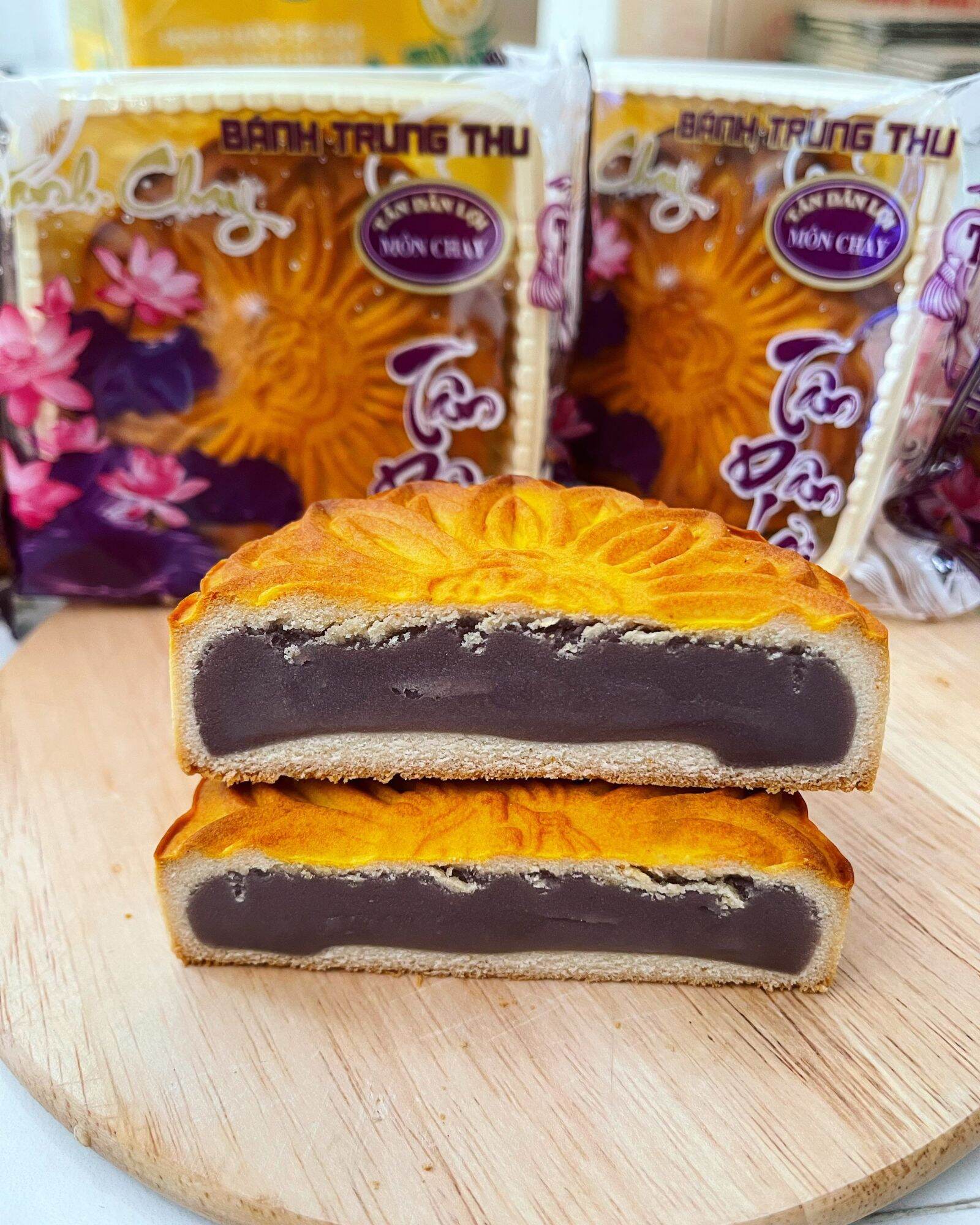 BÁNH TRUNG THU CHAY TÂN DÂN LỢI 200GR