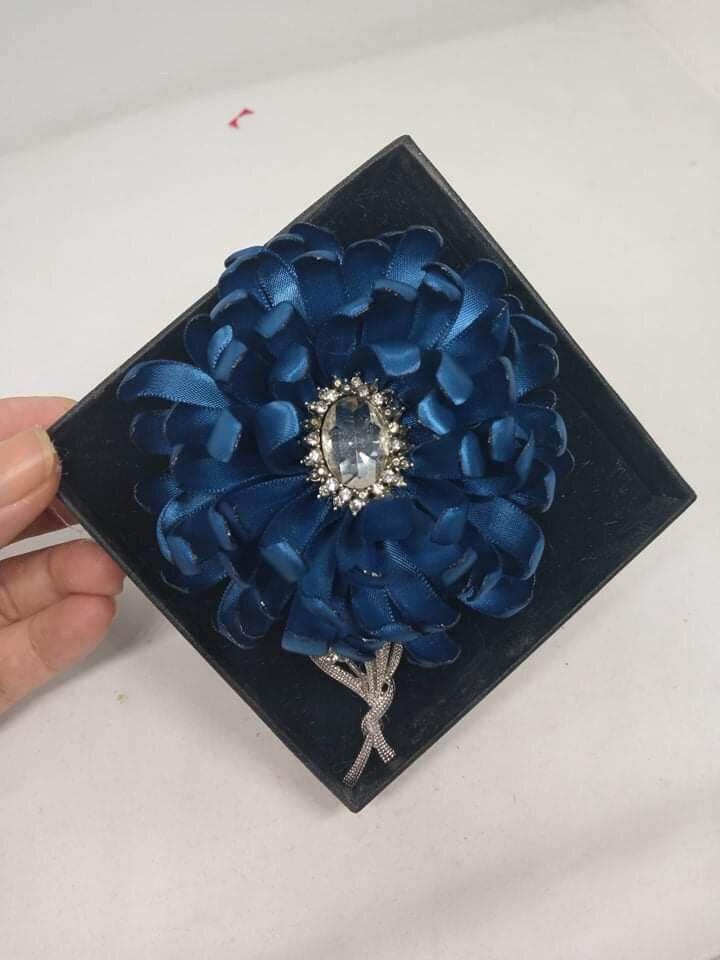 Cài Áo Nhuỵ Đá Handmade