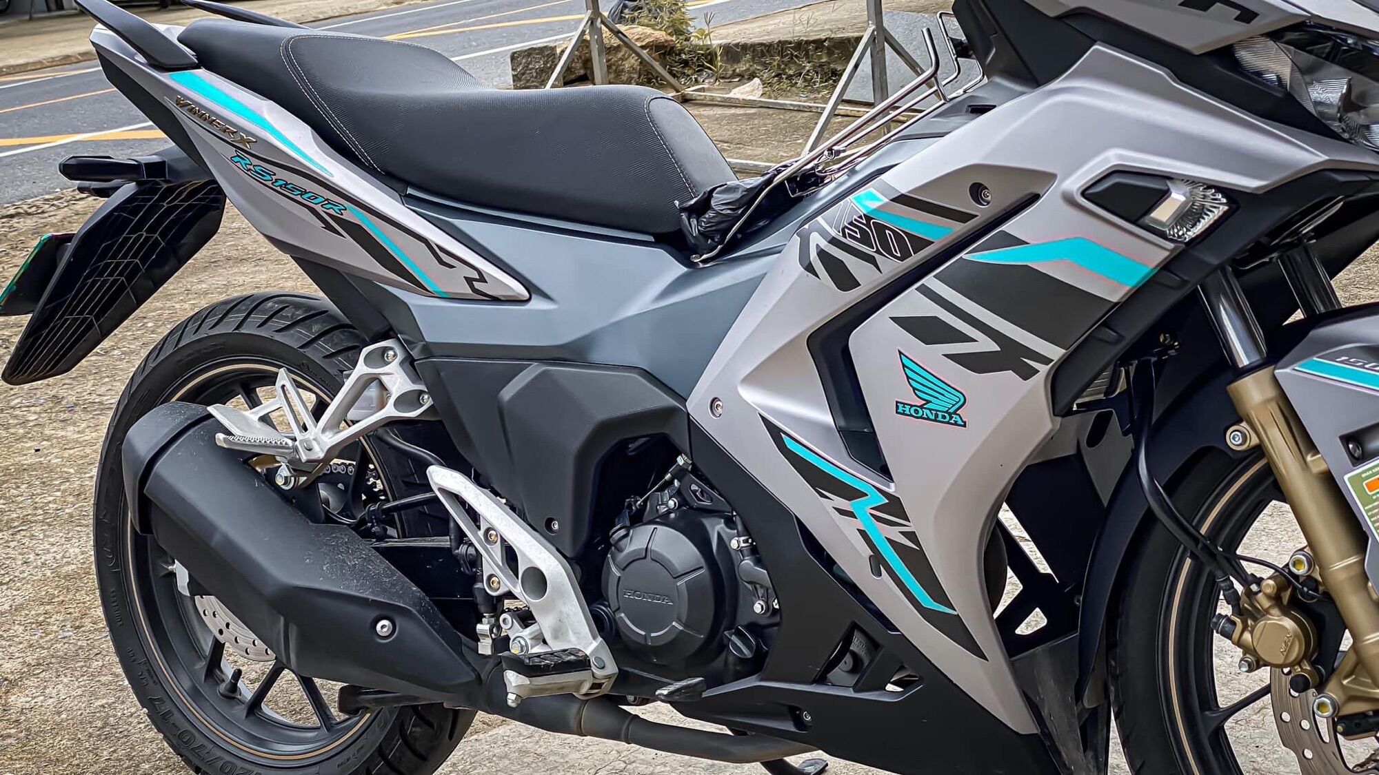 Tem Rời Winner X V3 dán xe màu bác nhức nách