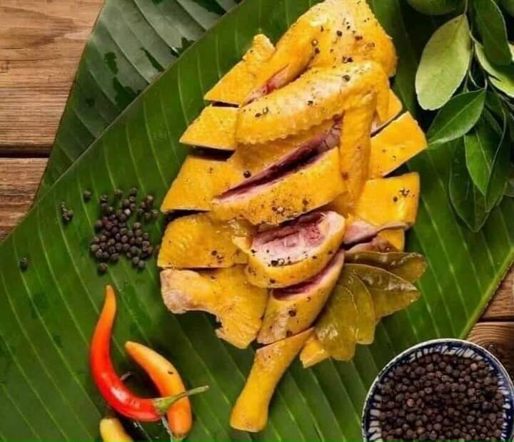 1 con Gà ủ muối hoa tiêu, ăn liền (2 khay, GIAO LIỀN)